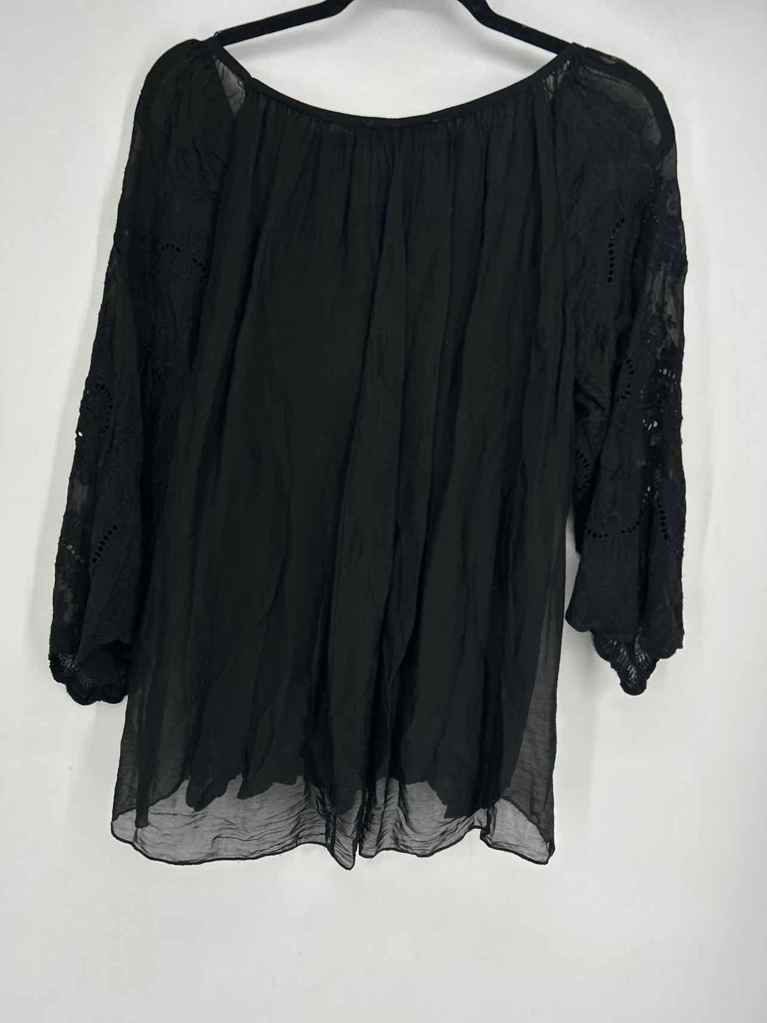 Tempo Paris Size L Black NWT Long Sleeve
