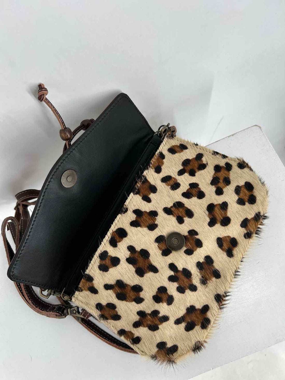 Myra Brown & leopard NWT Crossbody