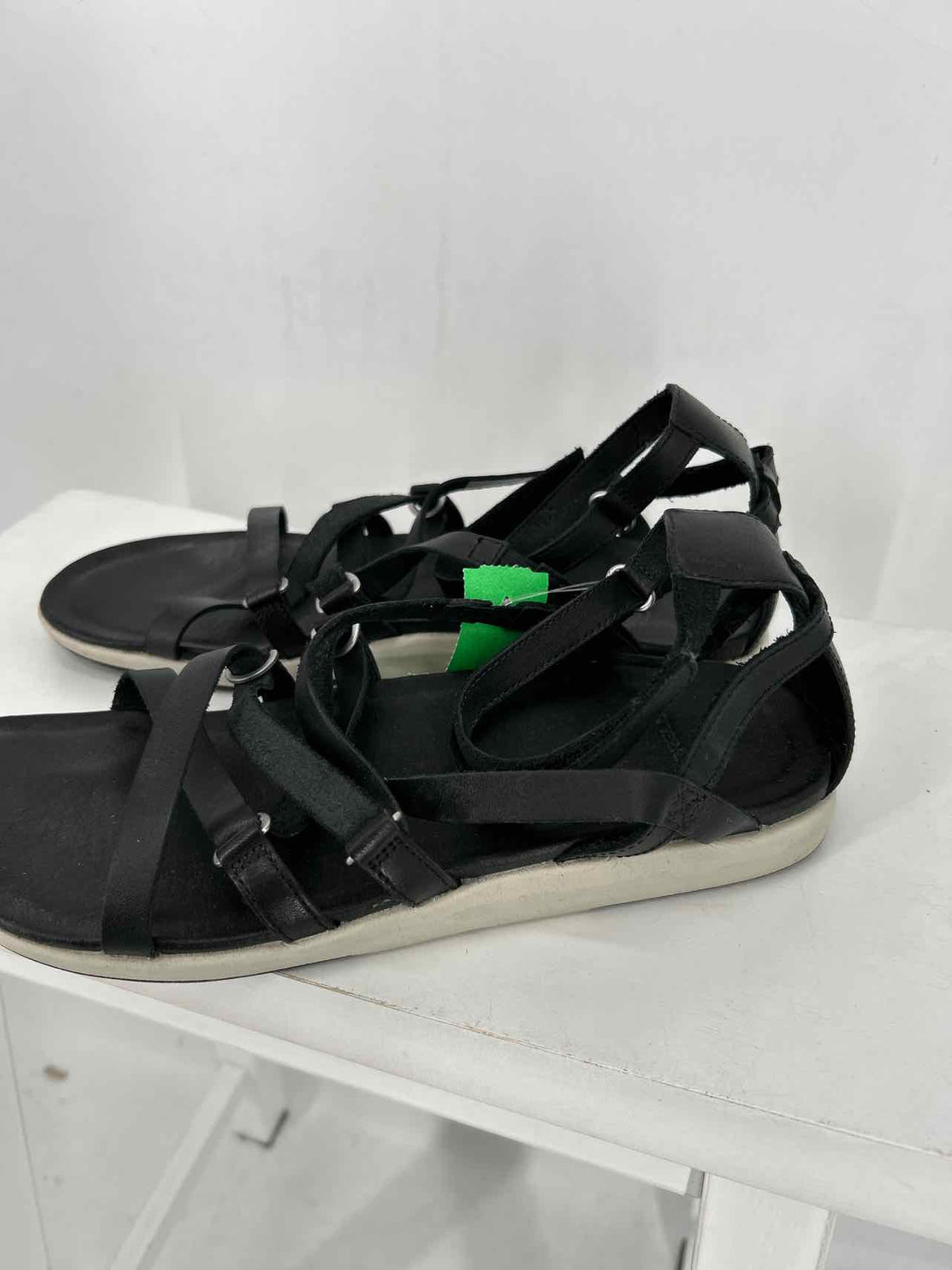 Merrell Women Size 10 Black Sandals