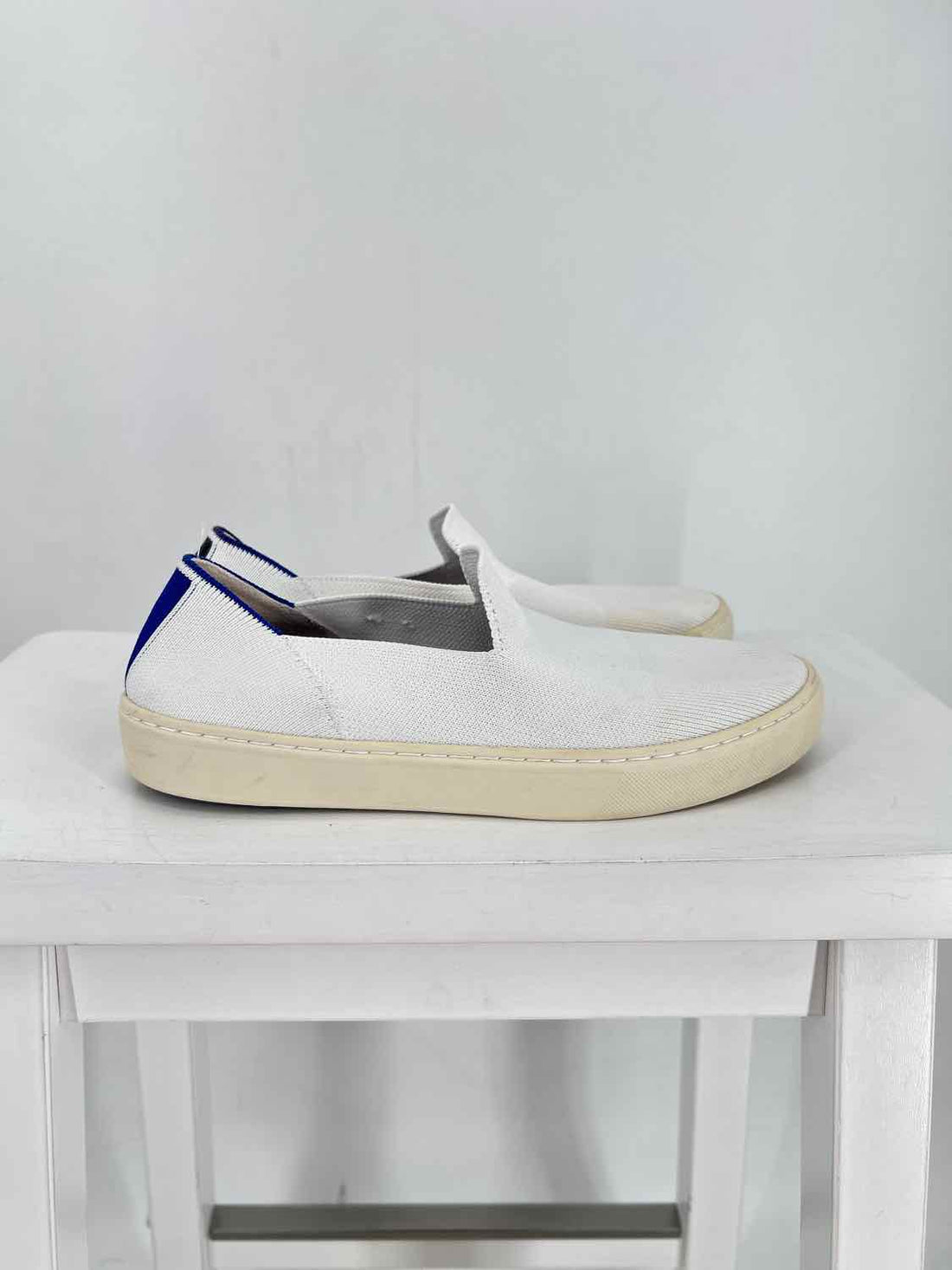 Rothys Women Size 7.5 White Sneakers