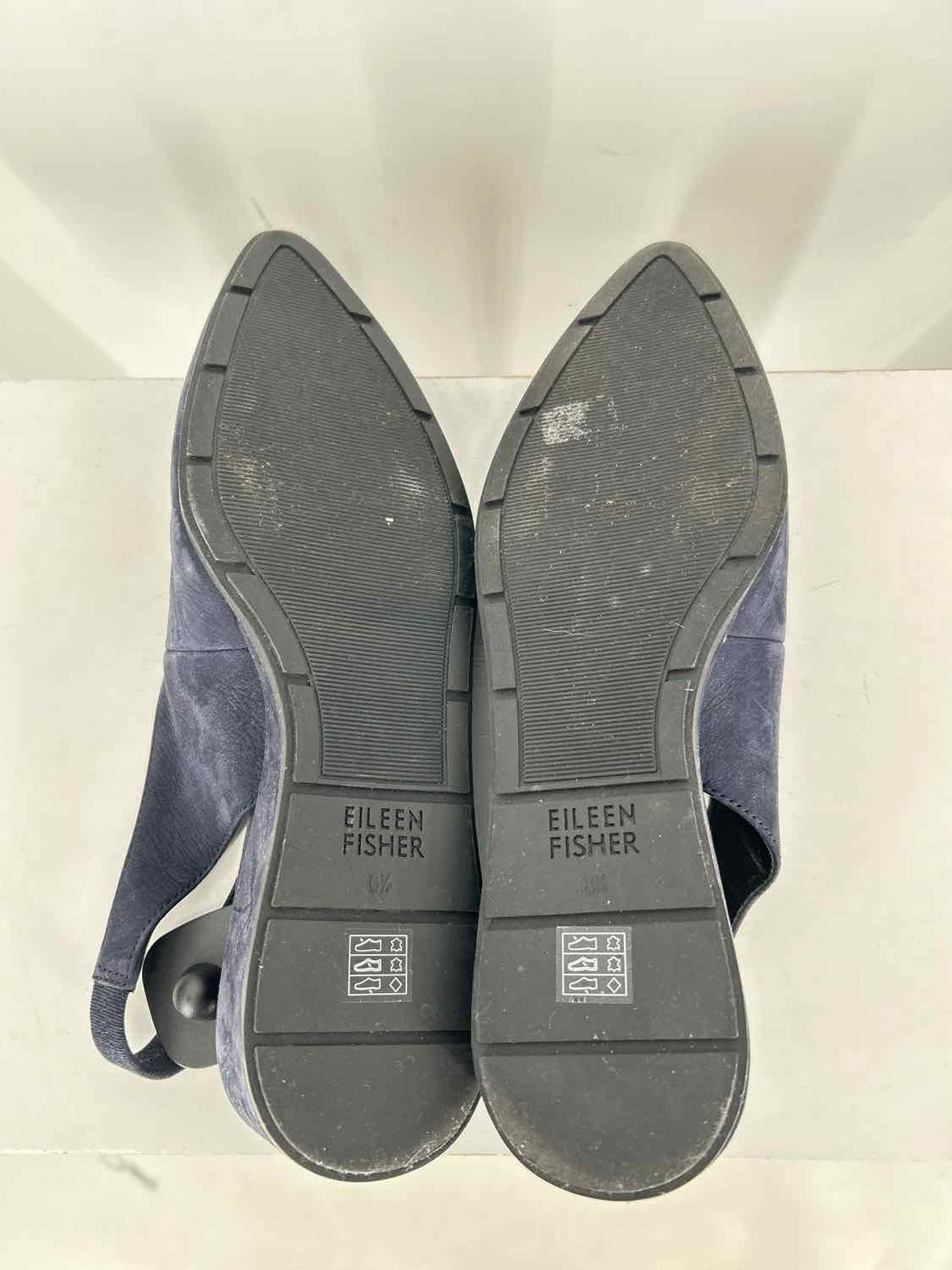 Eileen Fisher Women Size 6.5 Navy Wedges