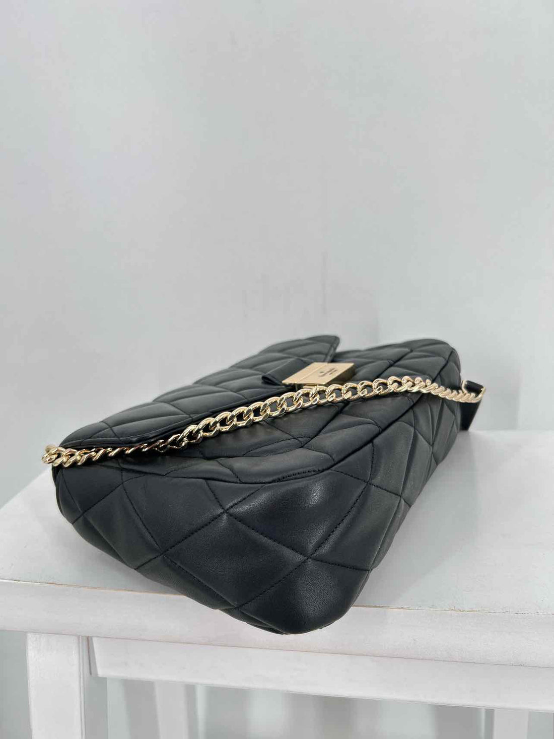 Kate Spade Black Quilted Leather Excellent Condition Shoulder