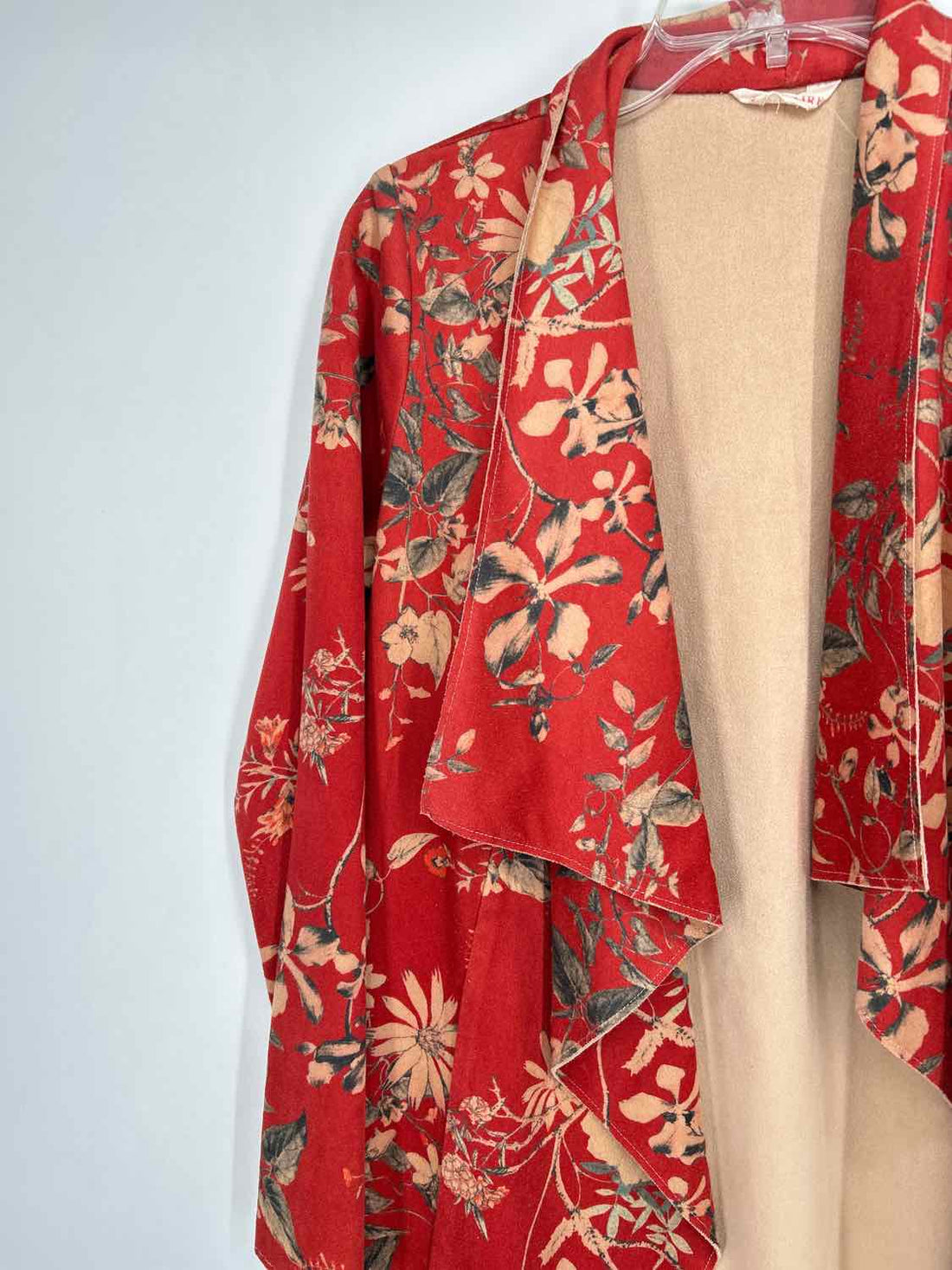 Solitaire Size M Red Floral Faux Suede Jacket