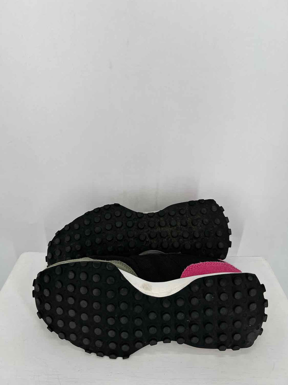 New Balance Women Size 9.5 Black Pink Olive Colorblock Sneakers