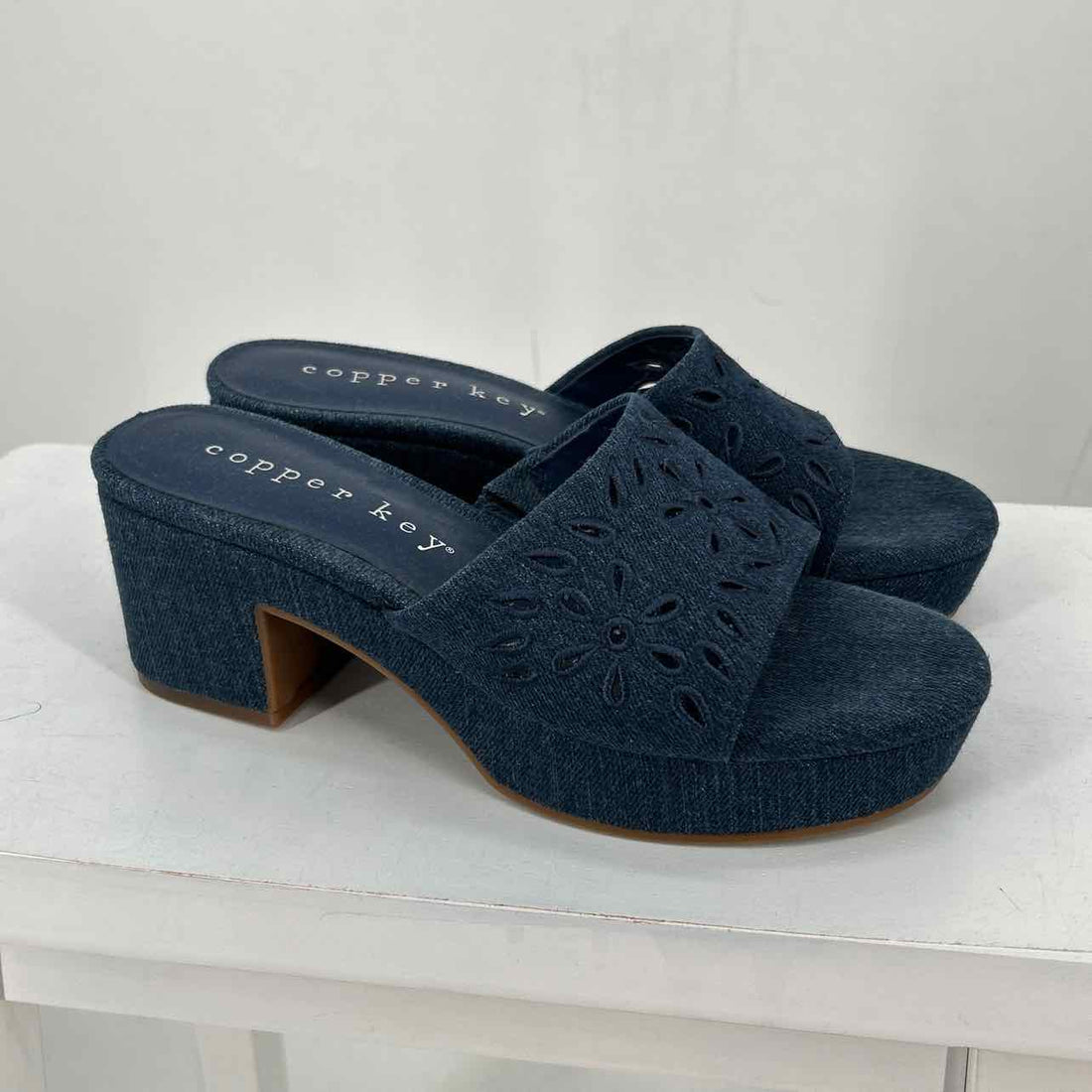 Copper Key Women Size 7 Denim Platforms