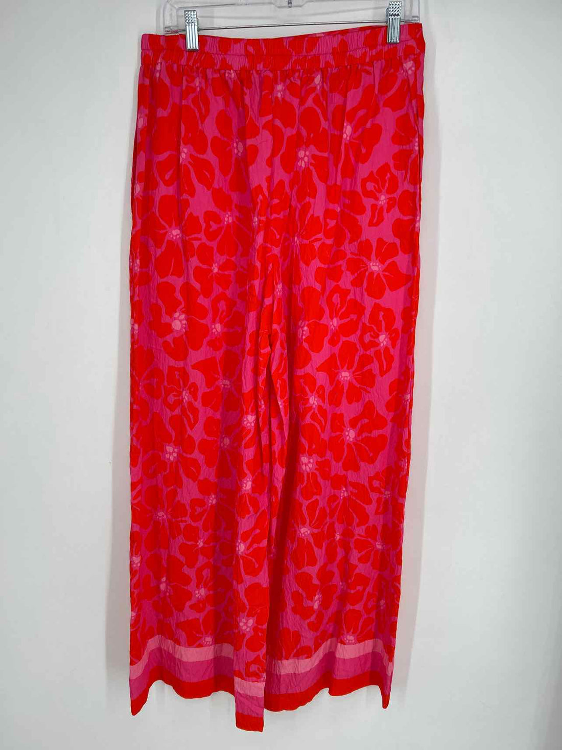 Mary Square Size M Dark Pink & Red Print NWT Pants