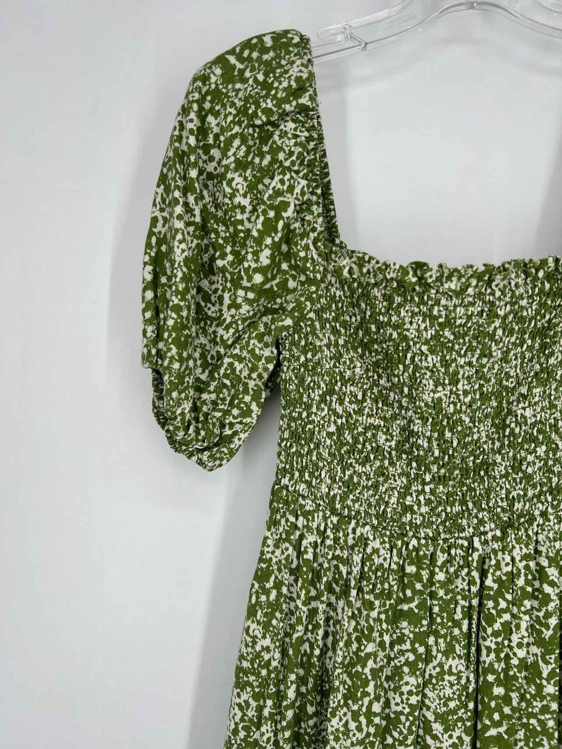 Abercrombie & Fitch Size S Green & White Short Sleeve Dress