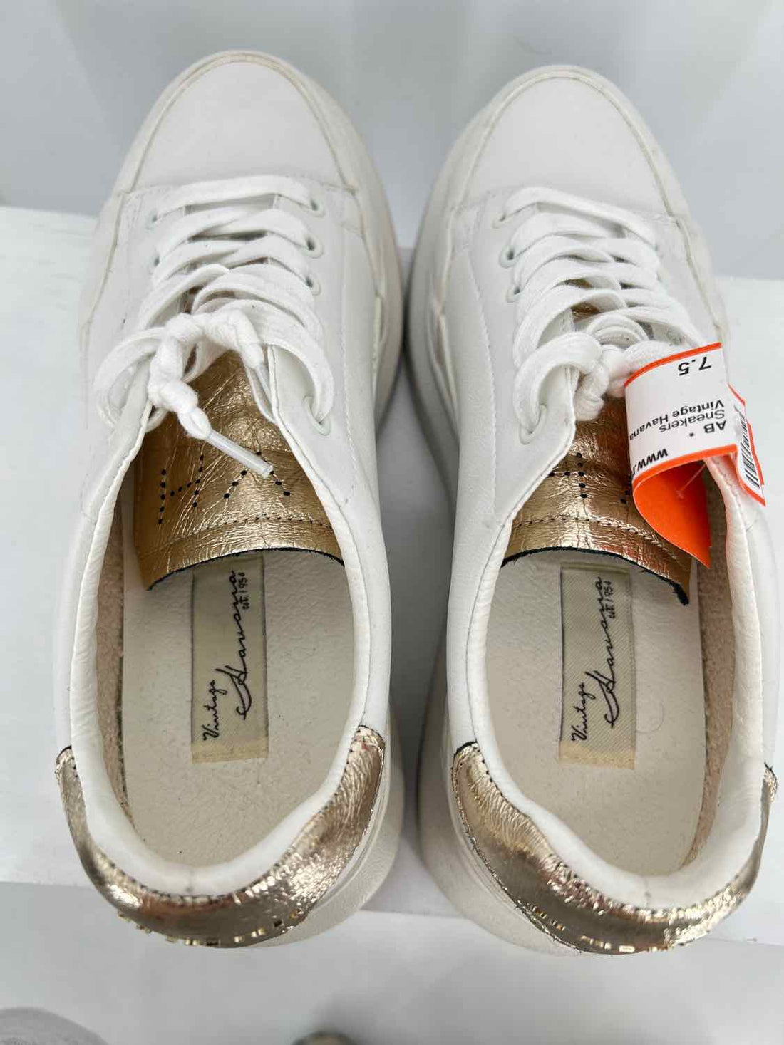 Vintage Havana Women Size 7.5 White Sneakers