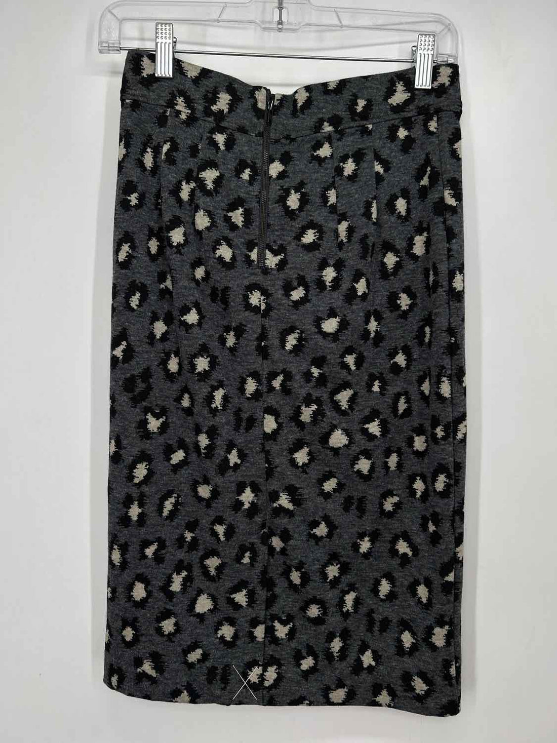 Loft Size XS Gray Leopard NWT Skirts