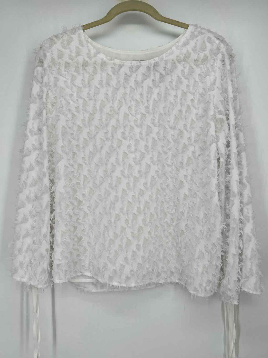 Nic+Zoe Size M White Fuzzy Long Sleeve