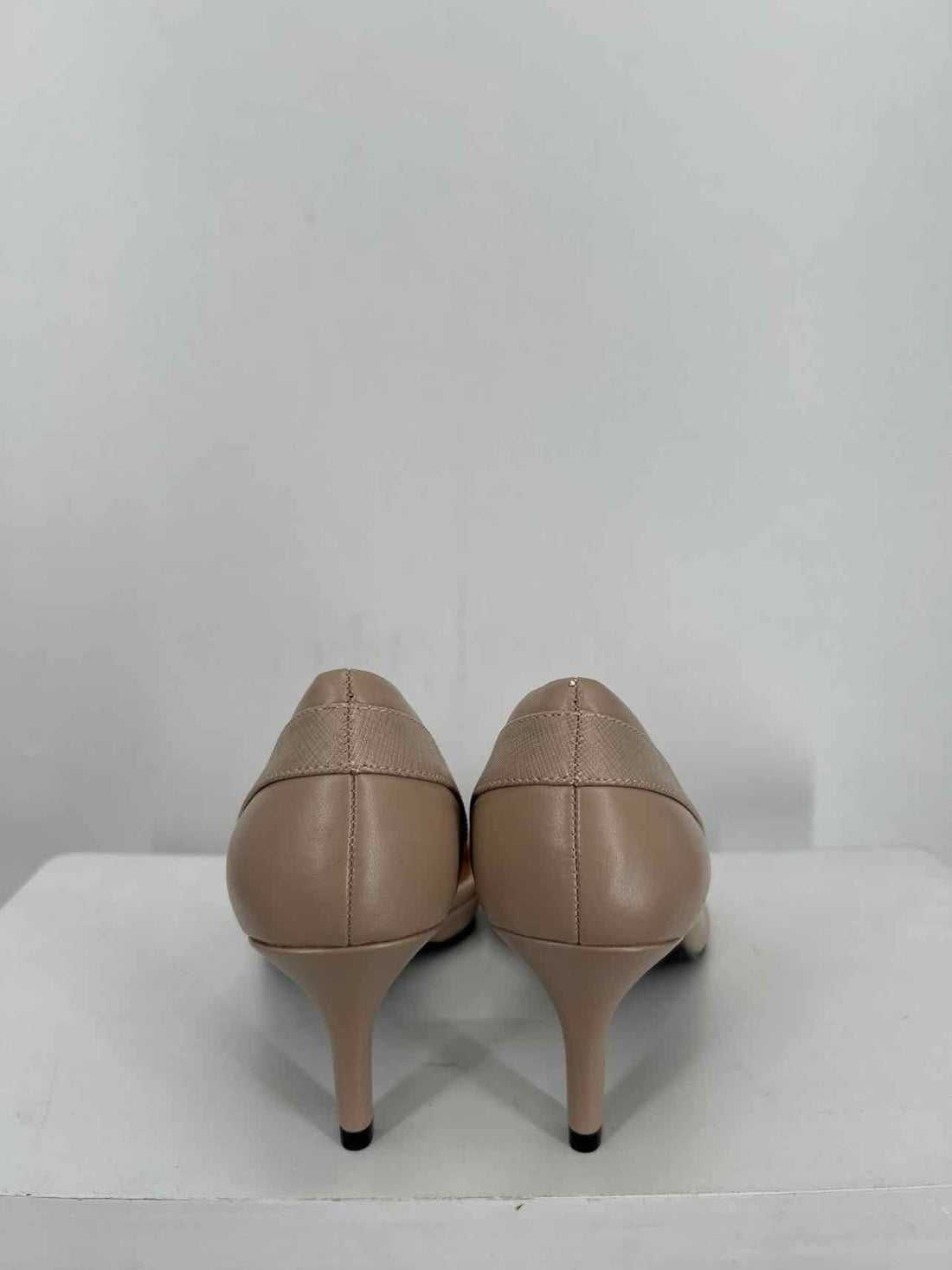 Kelly & Katie Women Size 9.5 Beige Heels