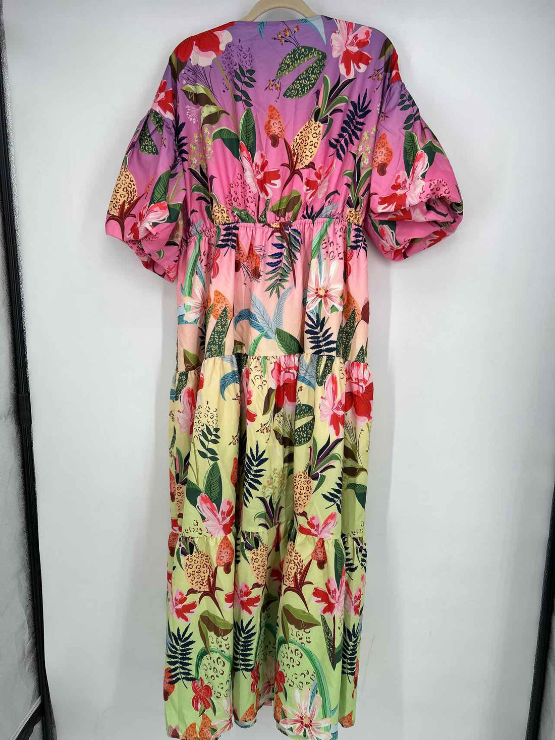 L'atiste by Amy Size 1X Purple Floral Short Sleeve Dress