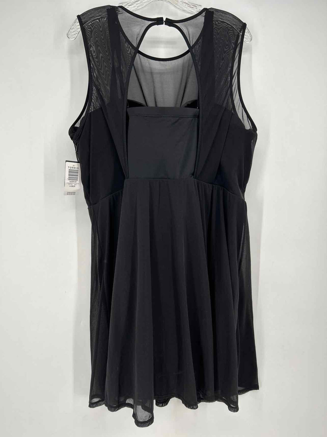Torrid Size 4 Black NWT Swimsuit 1 Piece