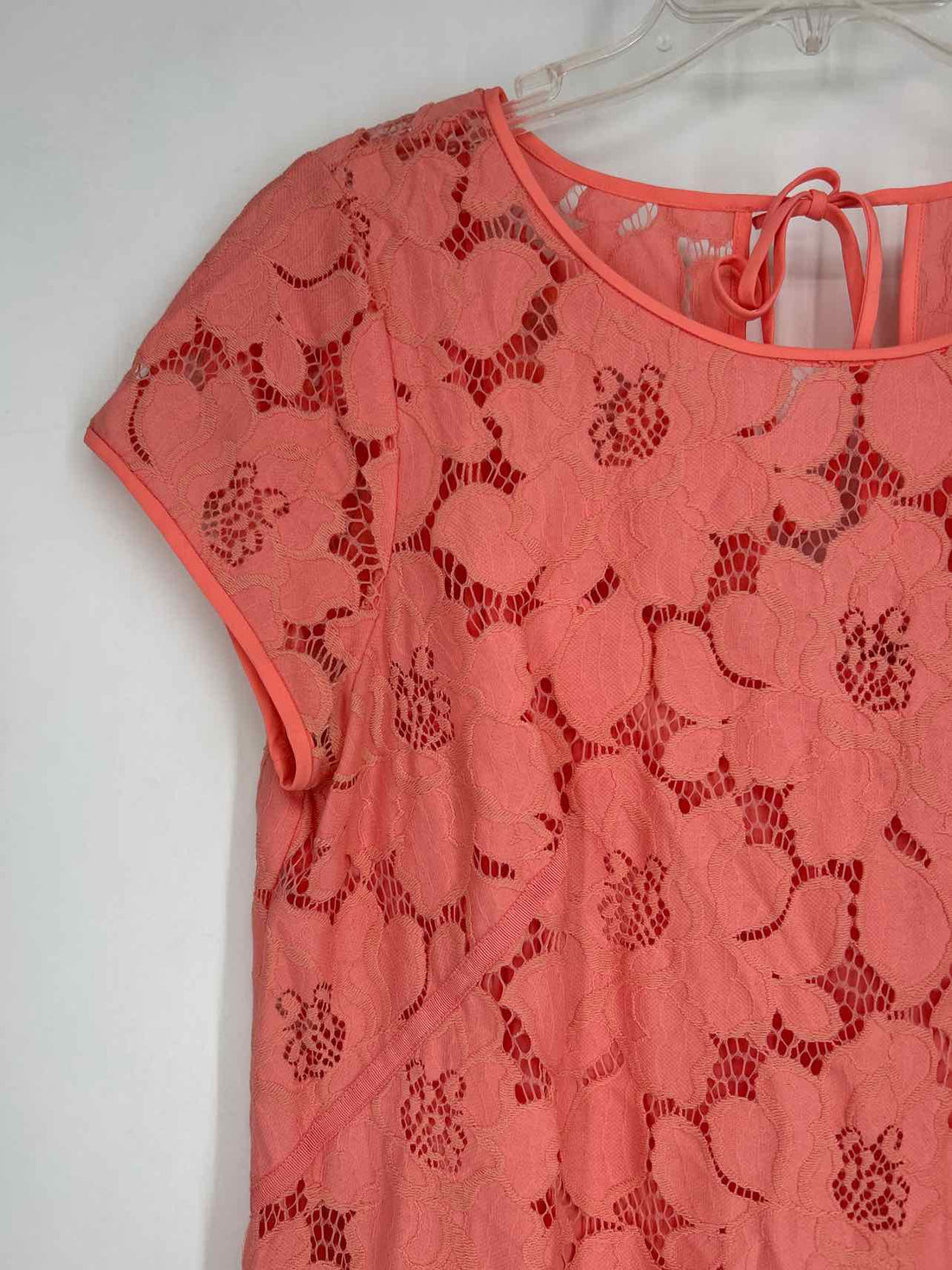 Loft Size 14 Peach Lace Short Sleeve Dress