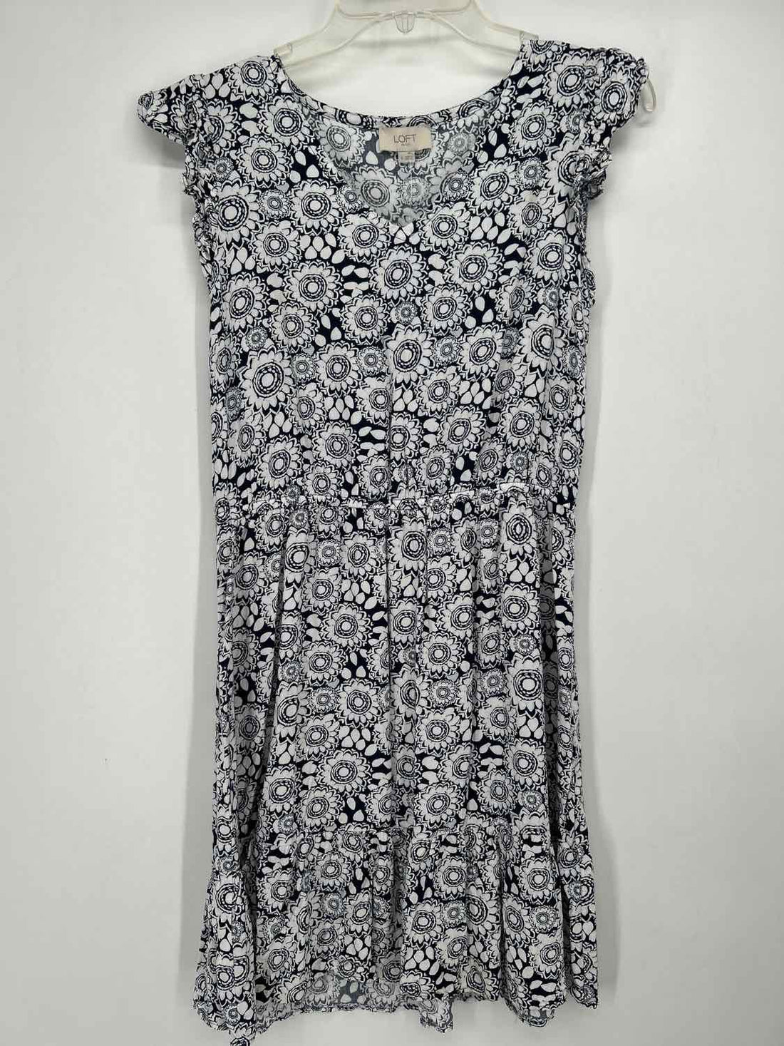 Loft Size S Navy & White Floral Short Sleeve Short Sleeve