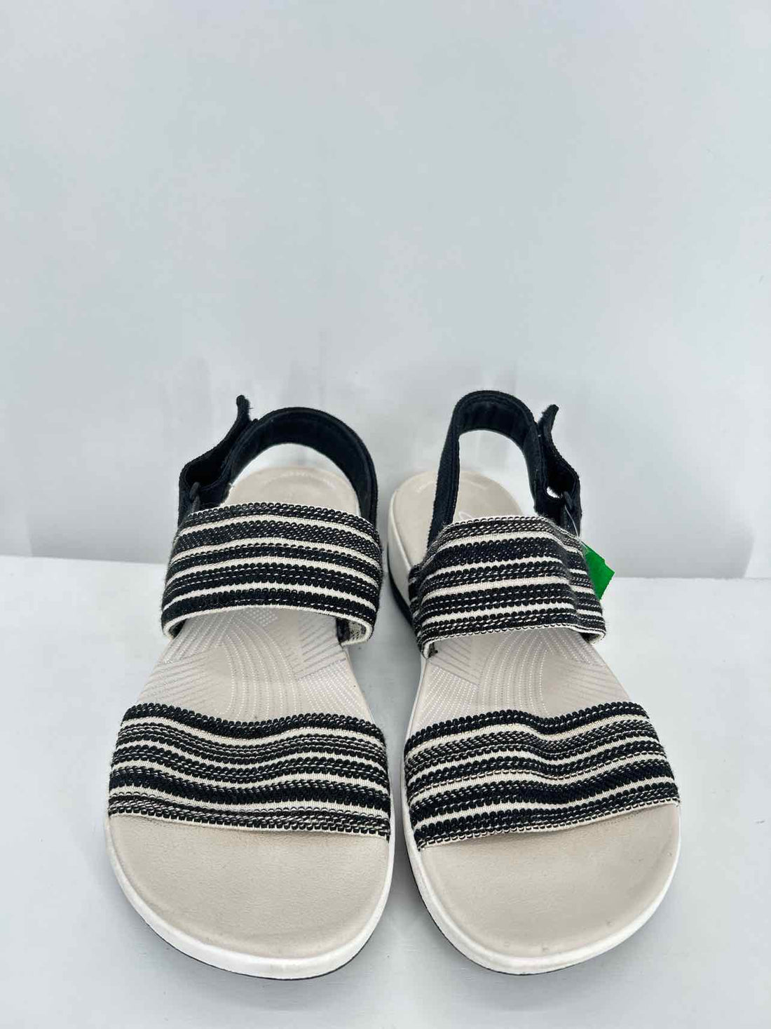 Clarks Women Size 7 White & Black Sandals