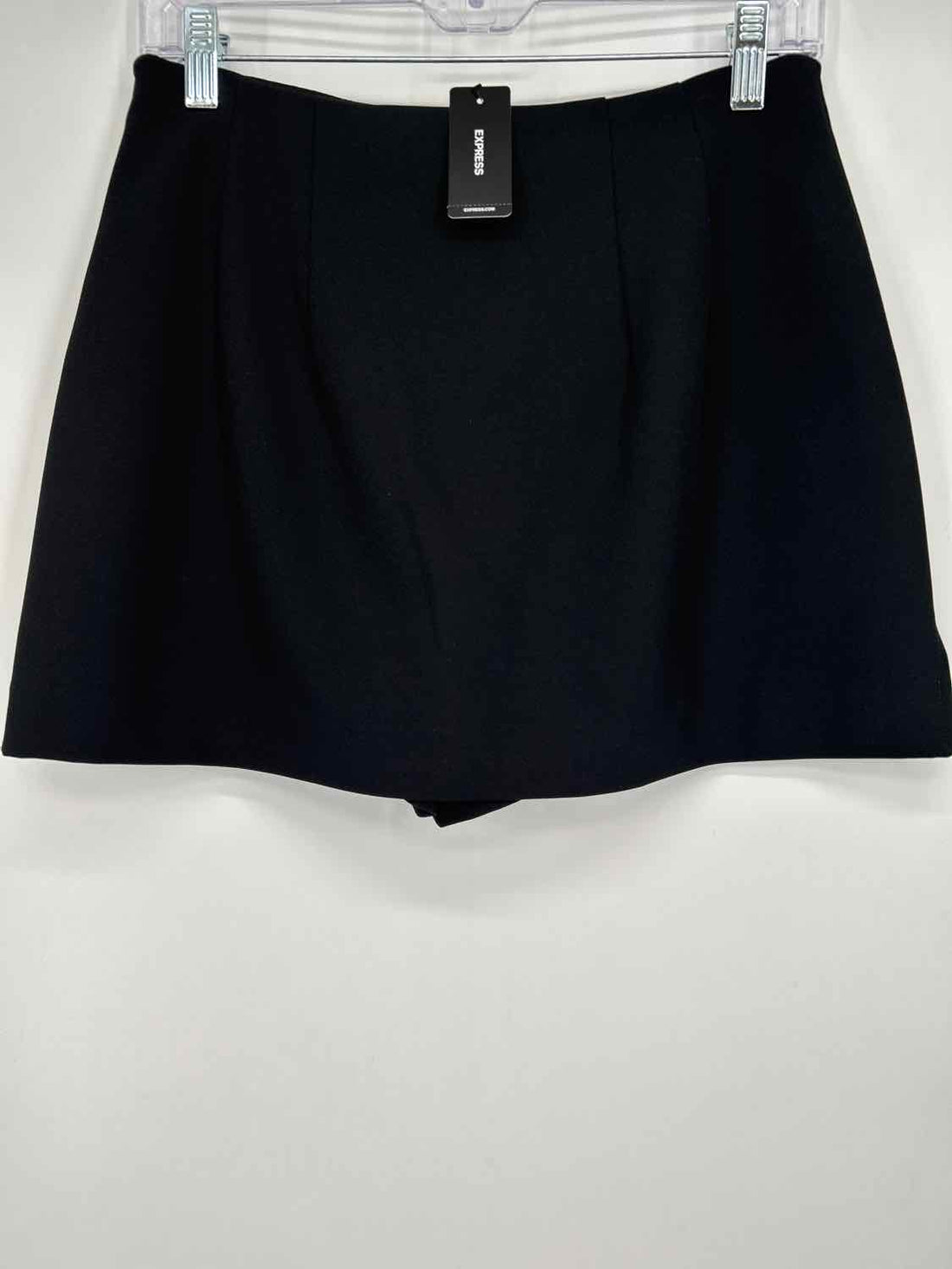 Express Size 6 Black Skort
