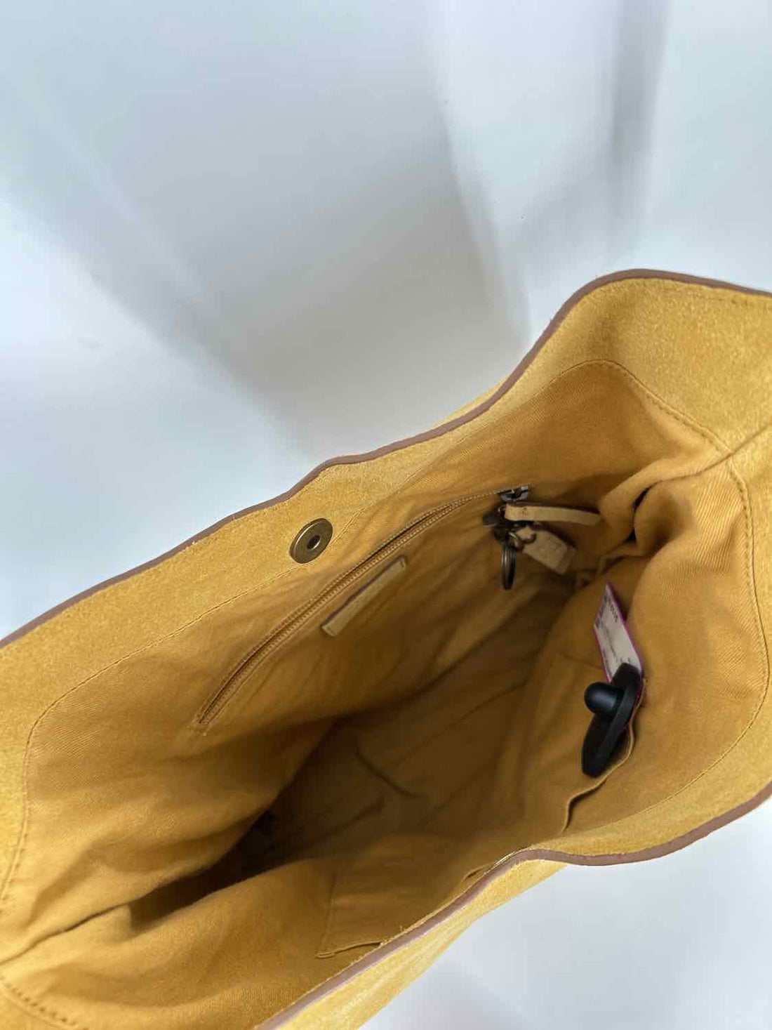 Frye & Co Mustard Suede Pre Owned Hobo