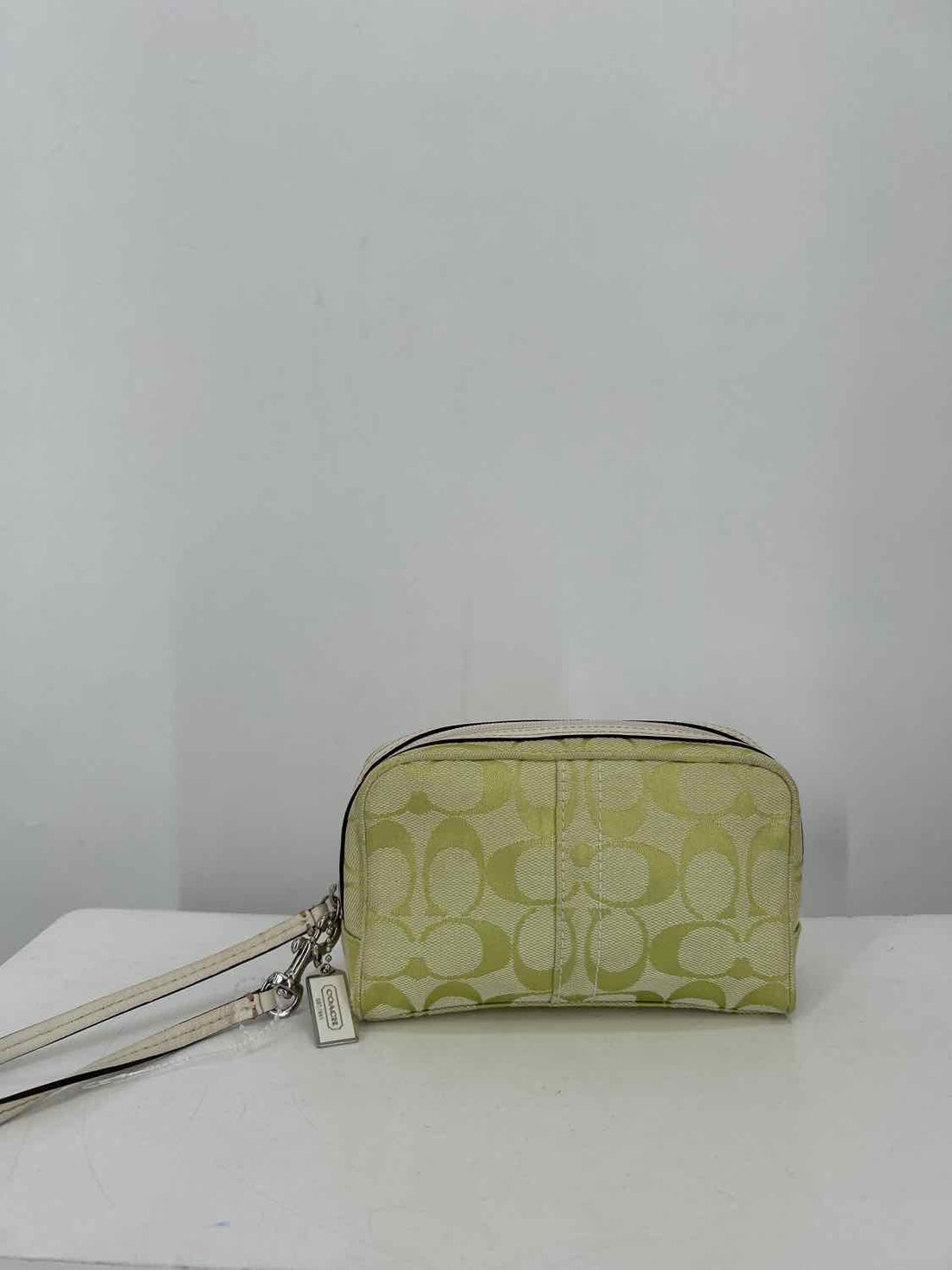 Coach Green Canvas Pre Owned Pouch
