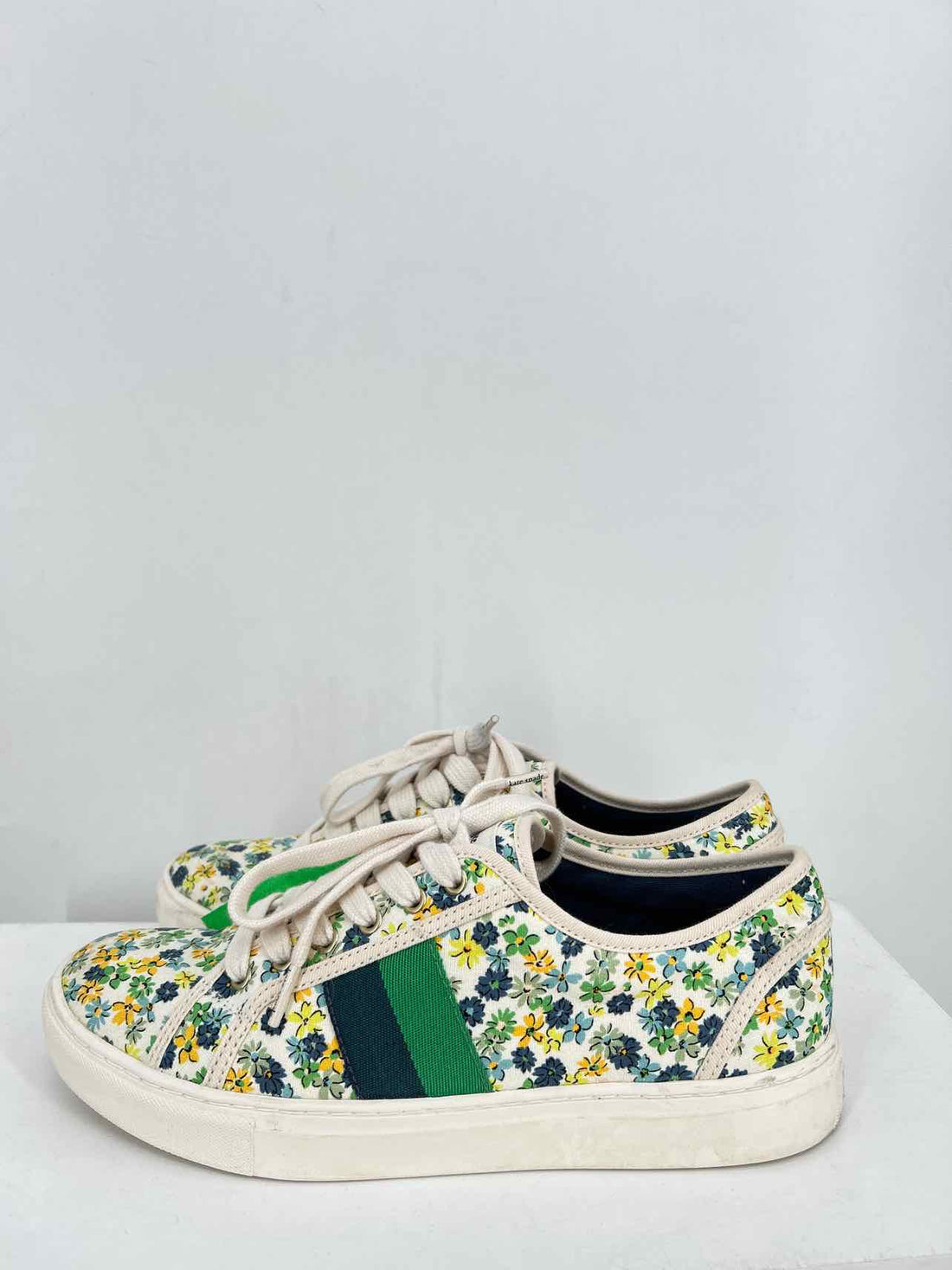 Kate Spade Women Size 9.5 Cream Floral Sneakers