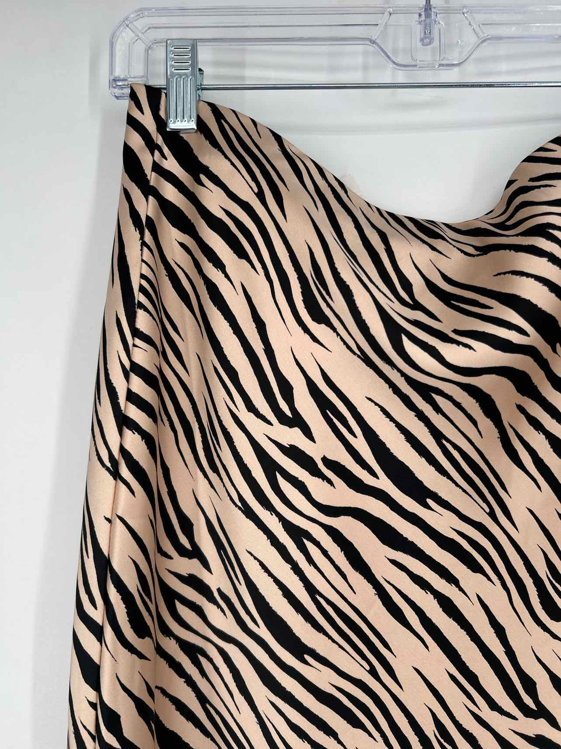 Renee C Size M Zebra NWT Skirts