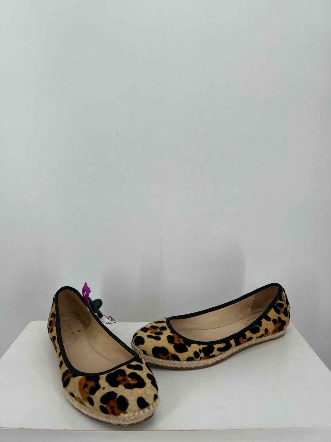 Kate Spade Women Size 6.5 Leopard Calf Hair Flats