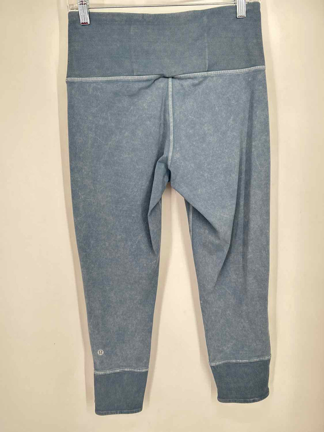 Lululemon Size 8 Blue Active Leggings