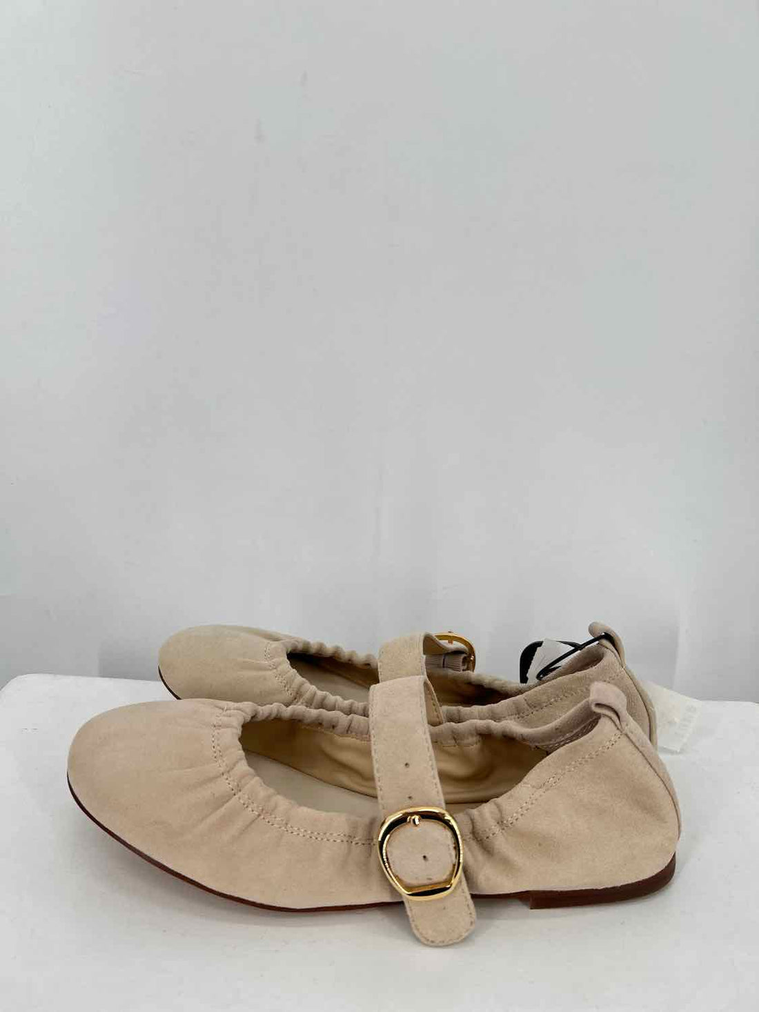 Dolce Vita Women Size 6.5 Beige New Suede Boutique Shoes