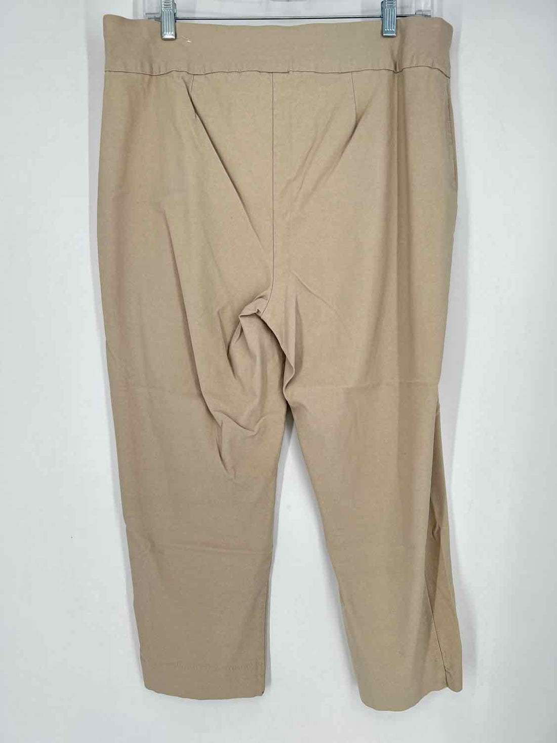 So Slimming by Chico's Size 2.5(XL) Khaki Pants