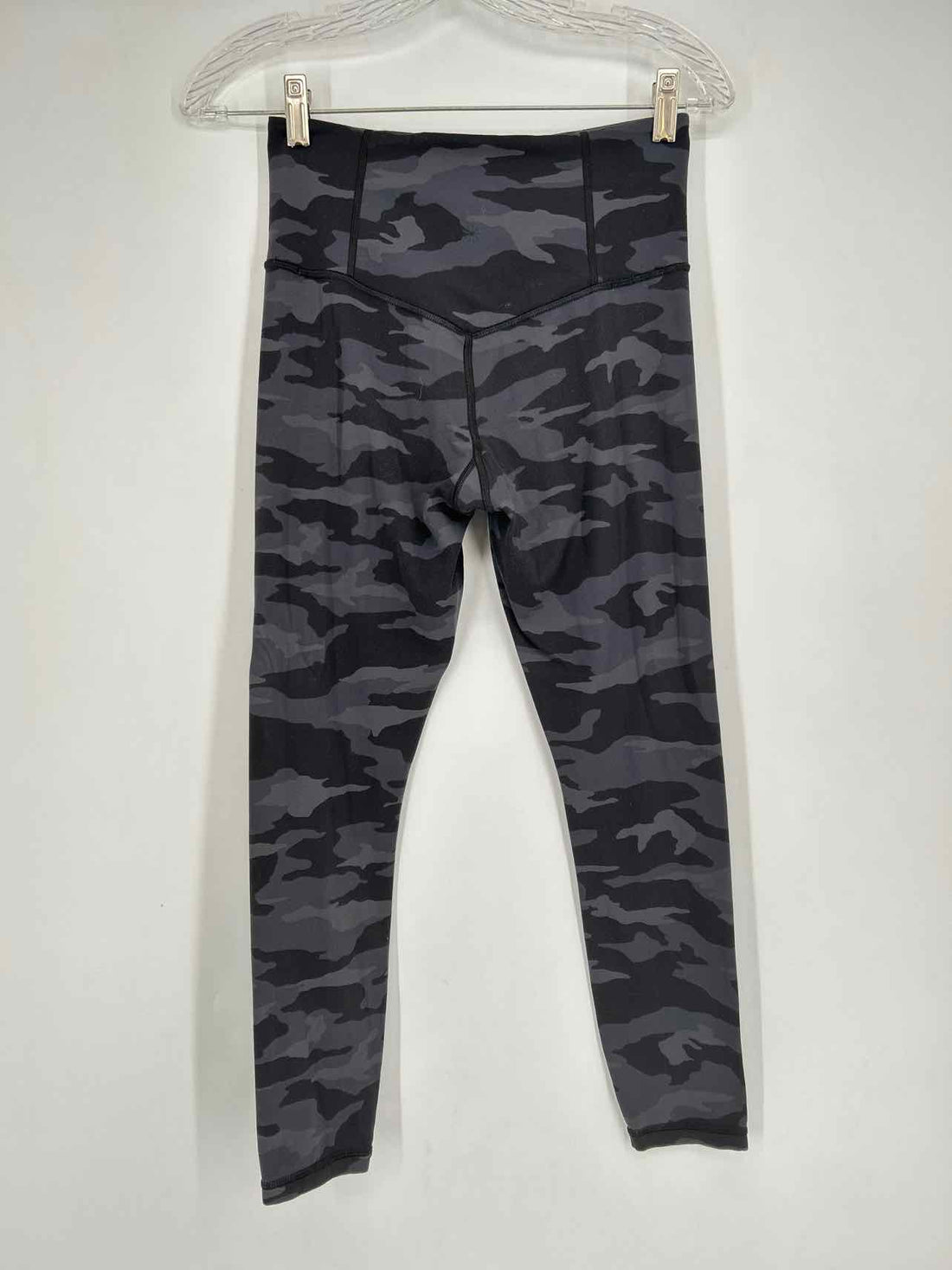 Athleta Size S Black & Gray Camo Active Leggings