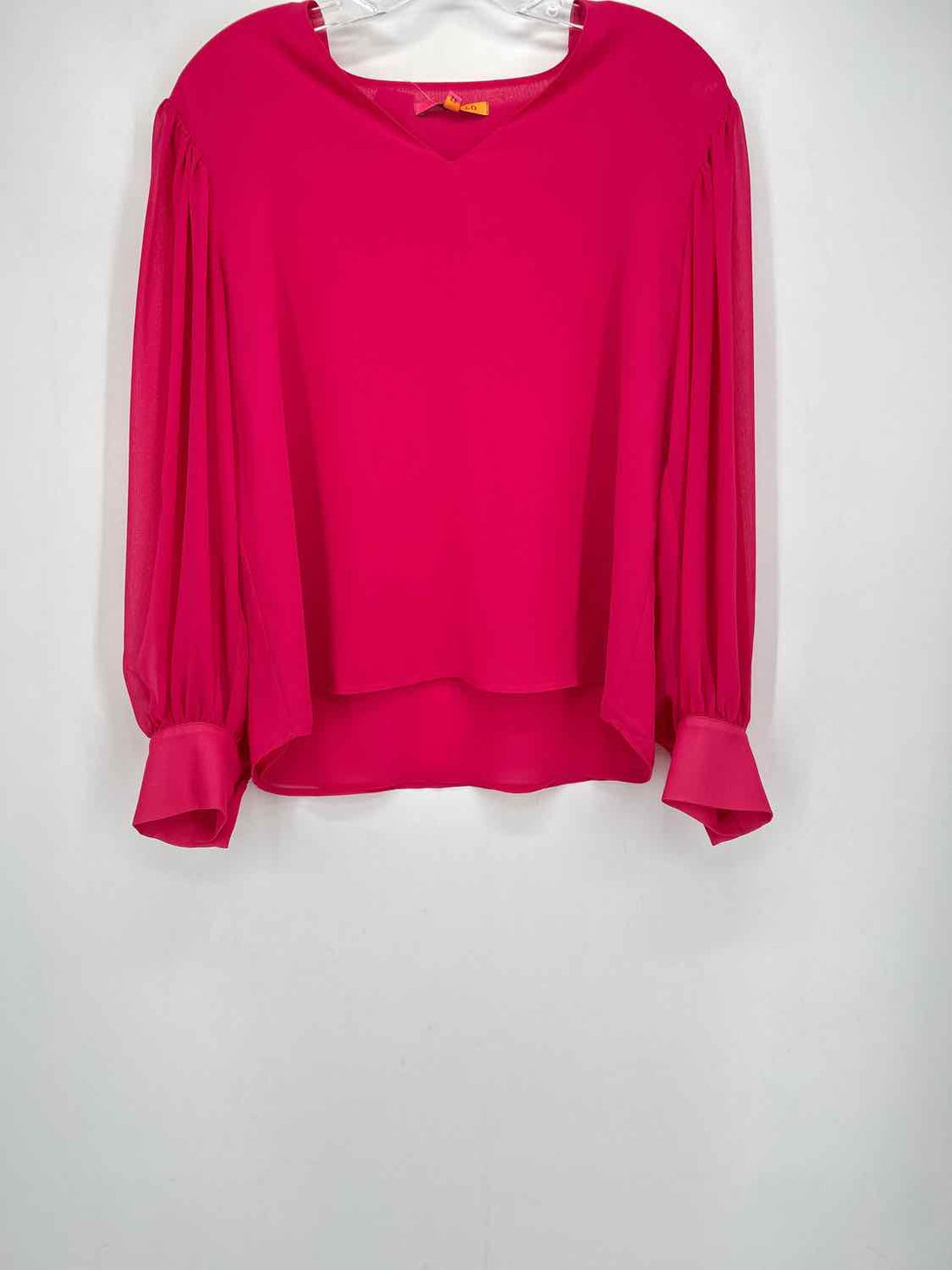 Vilagallo Size 42/M Fuschia Long Sleeve
