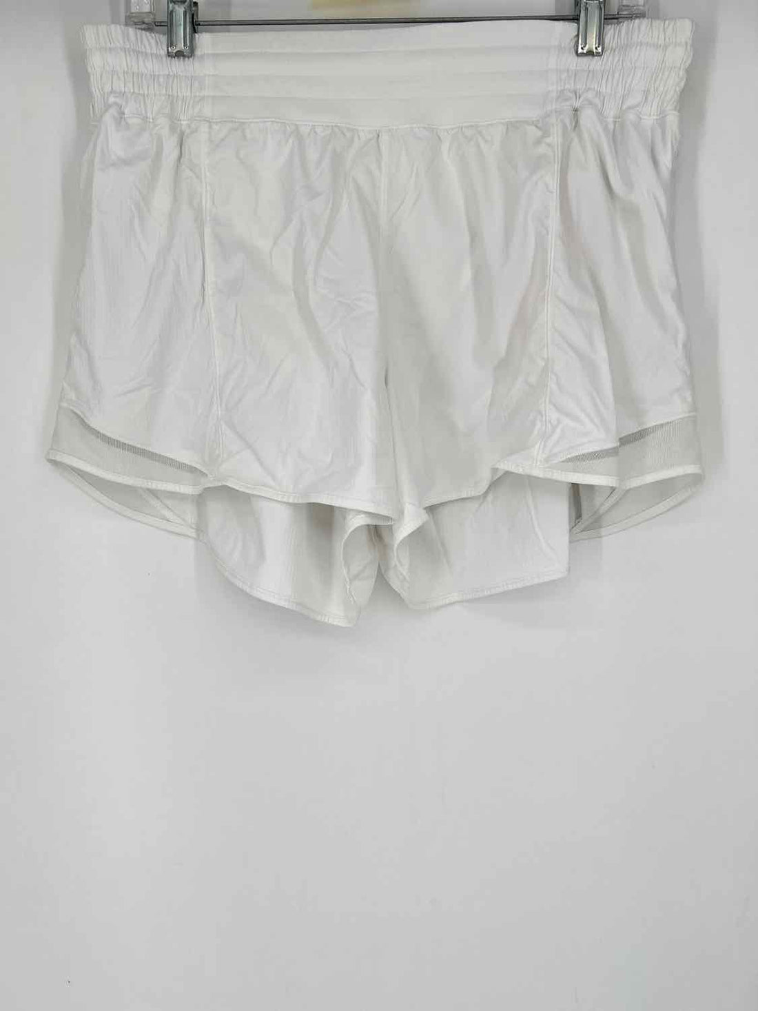 Lululemon Size 14 White Active Shorts