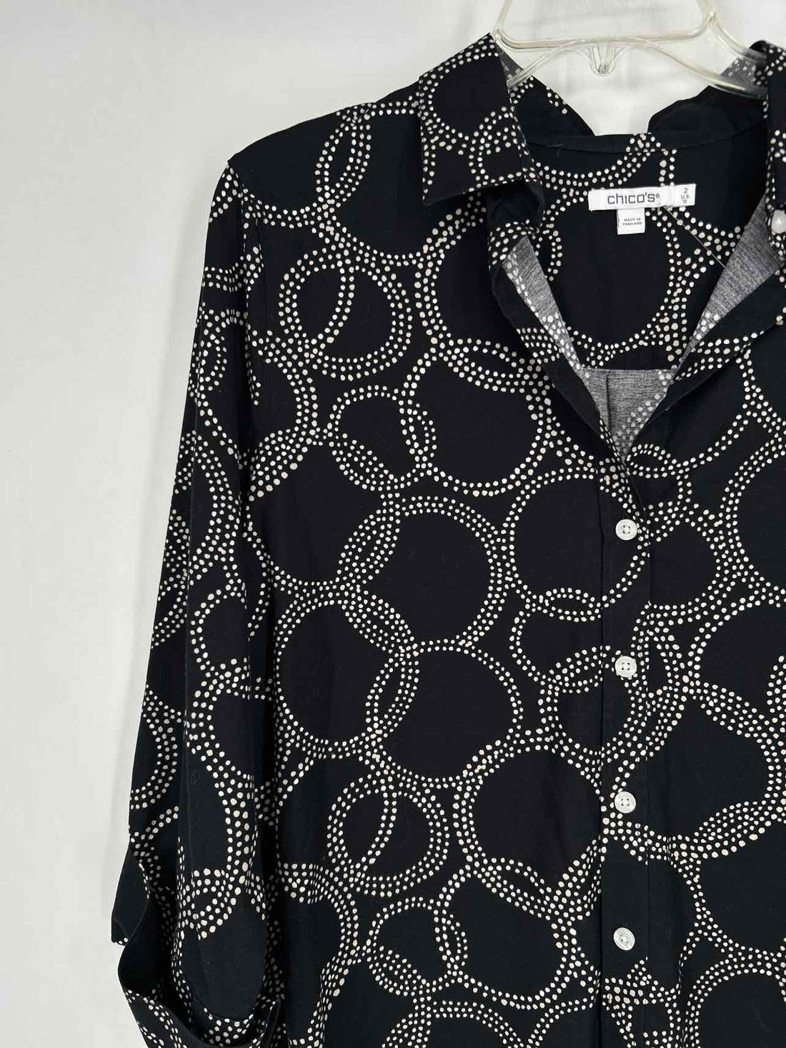 Chicos Size 2/L Black Print Long Sleeve