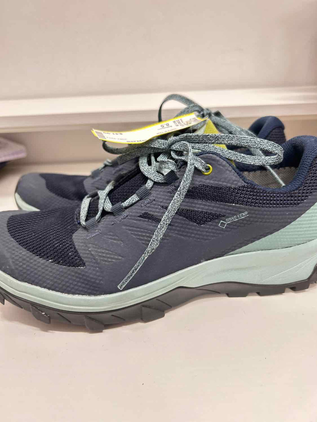Salomon Women Size 8.5 Navy & Teal Sneakers