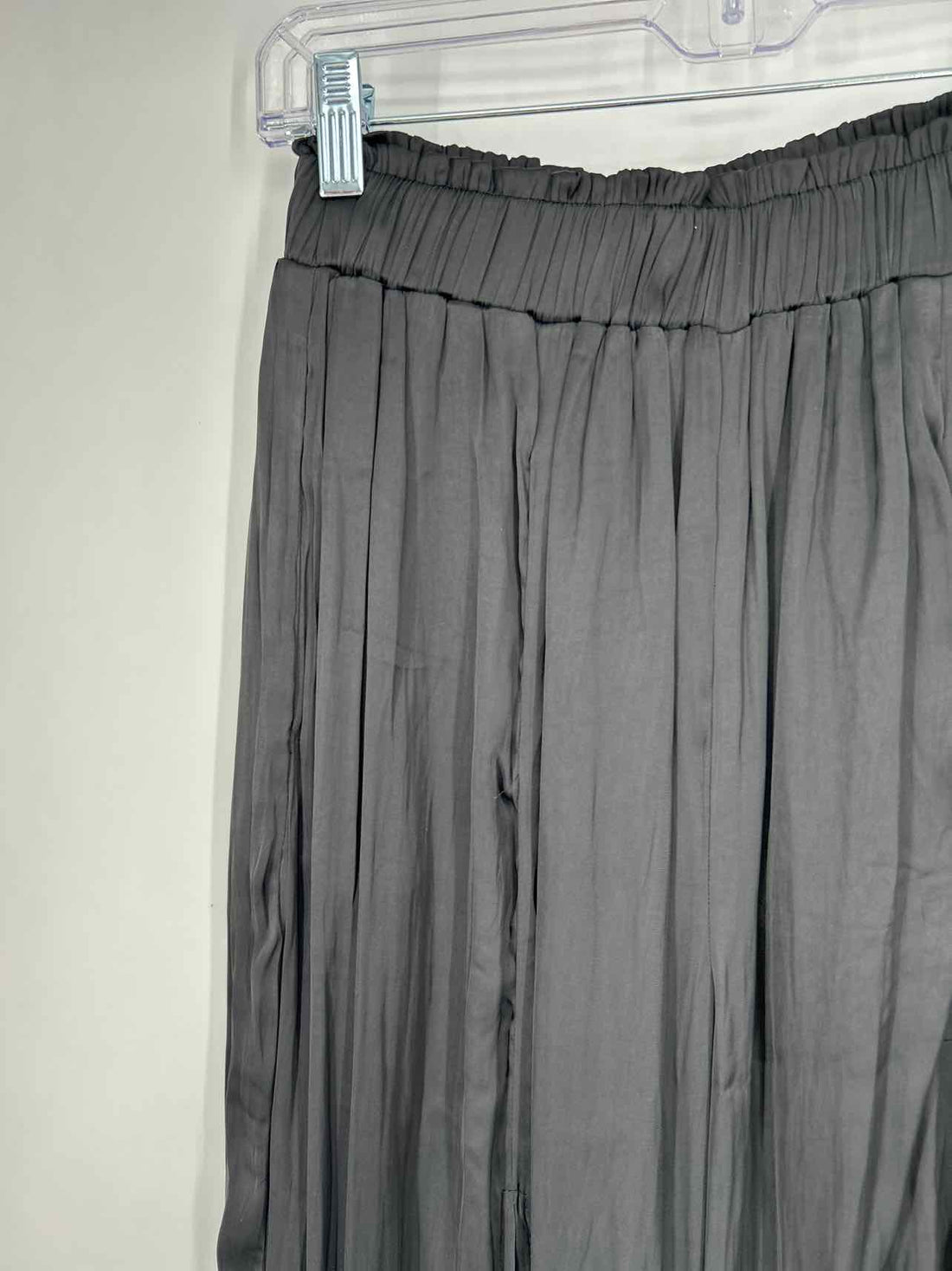By Together M Black Pleated New Boutique Pants