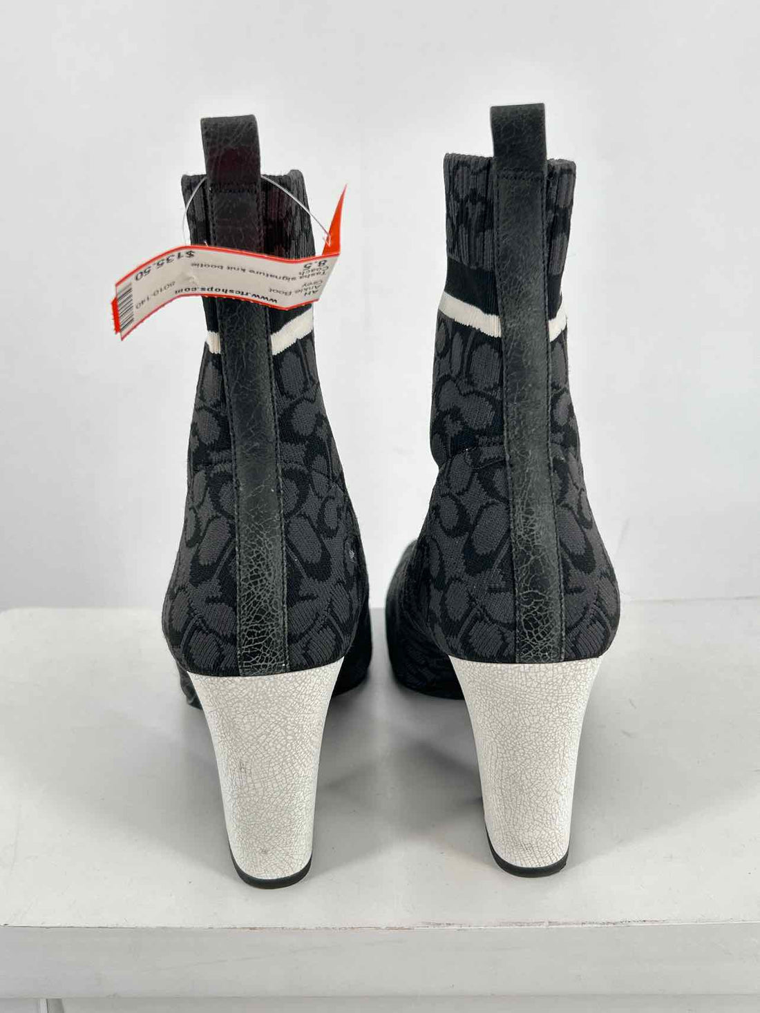 Coach Women Size 8.5 Grey Ankle Boot