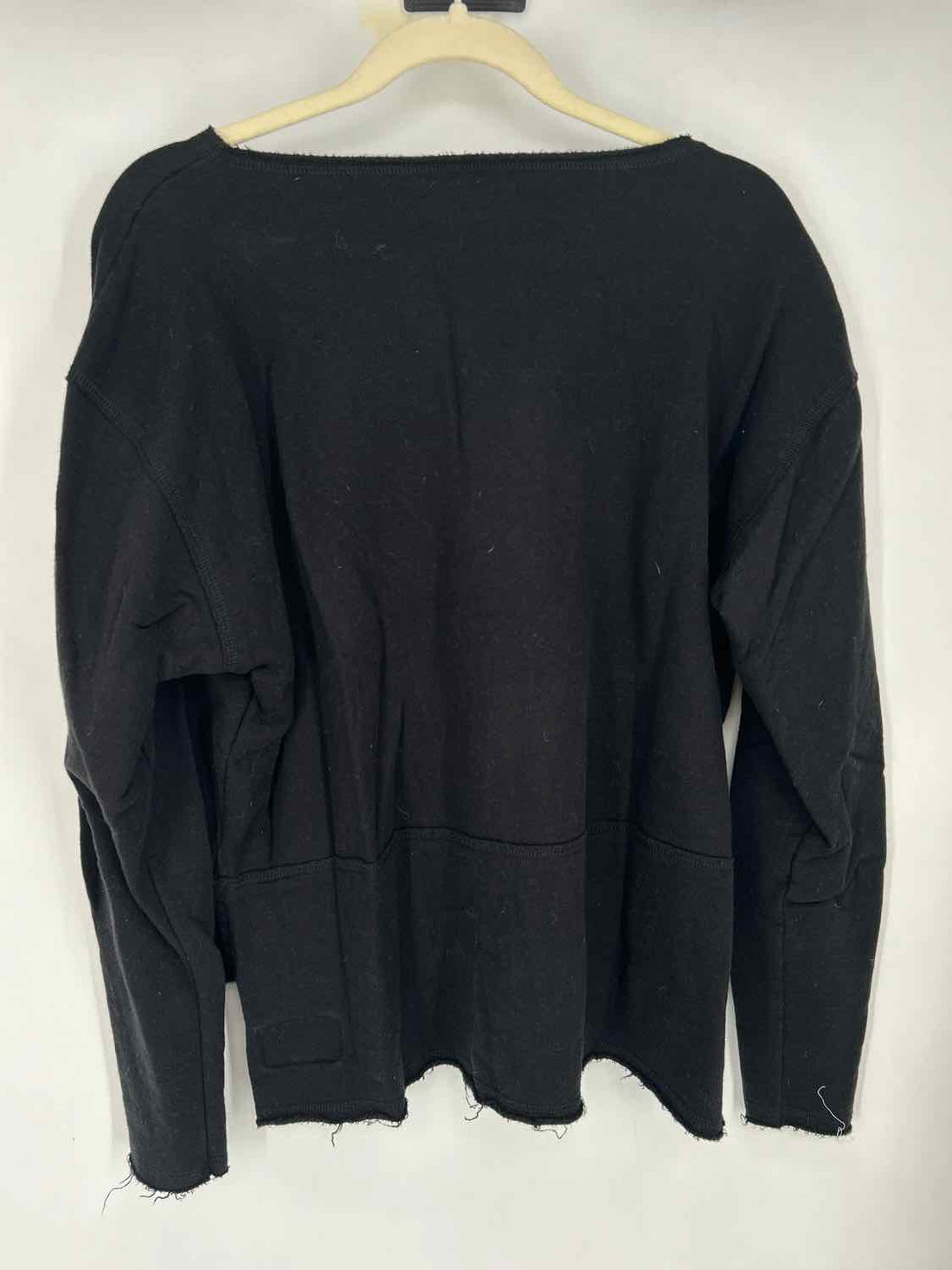 Natural by Known Supply Size S Black Sweatshirt