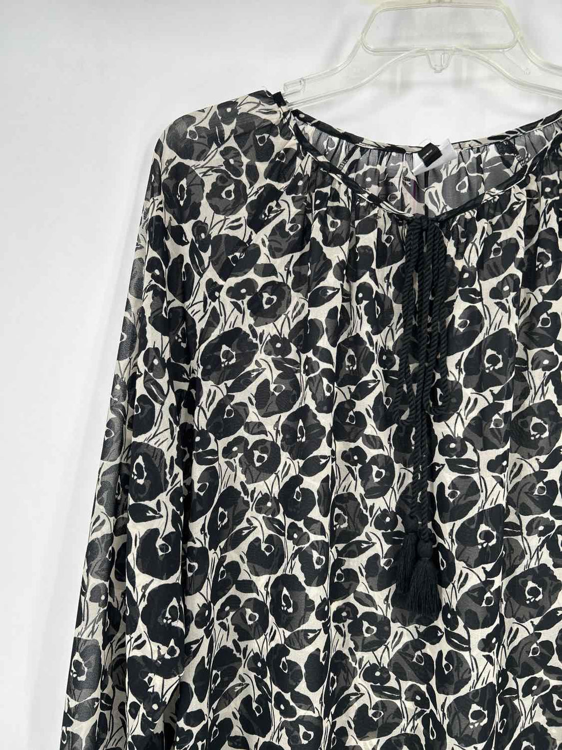 Cabi Size L Black & White Print Long Sleeve