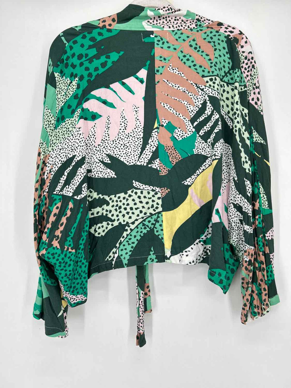 Nine West Size M Green Print Long Sleeve