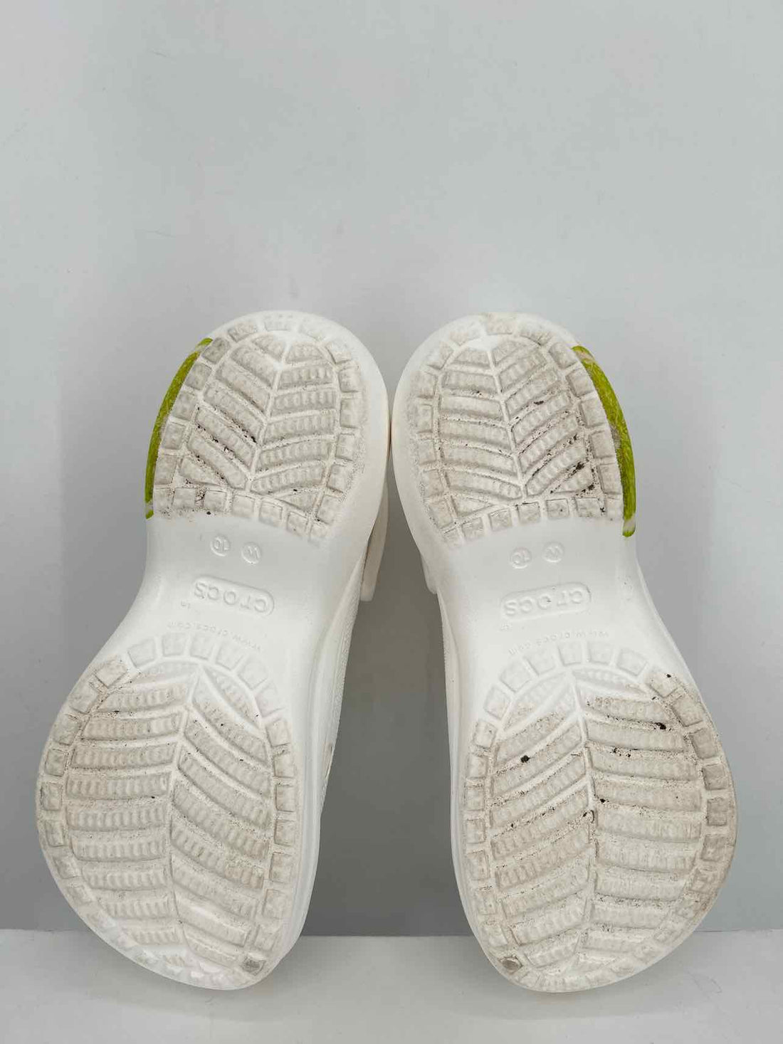 Crocs Women Size 10 White Print Clogs