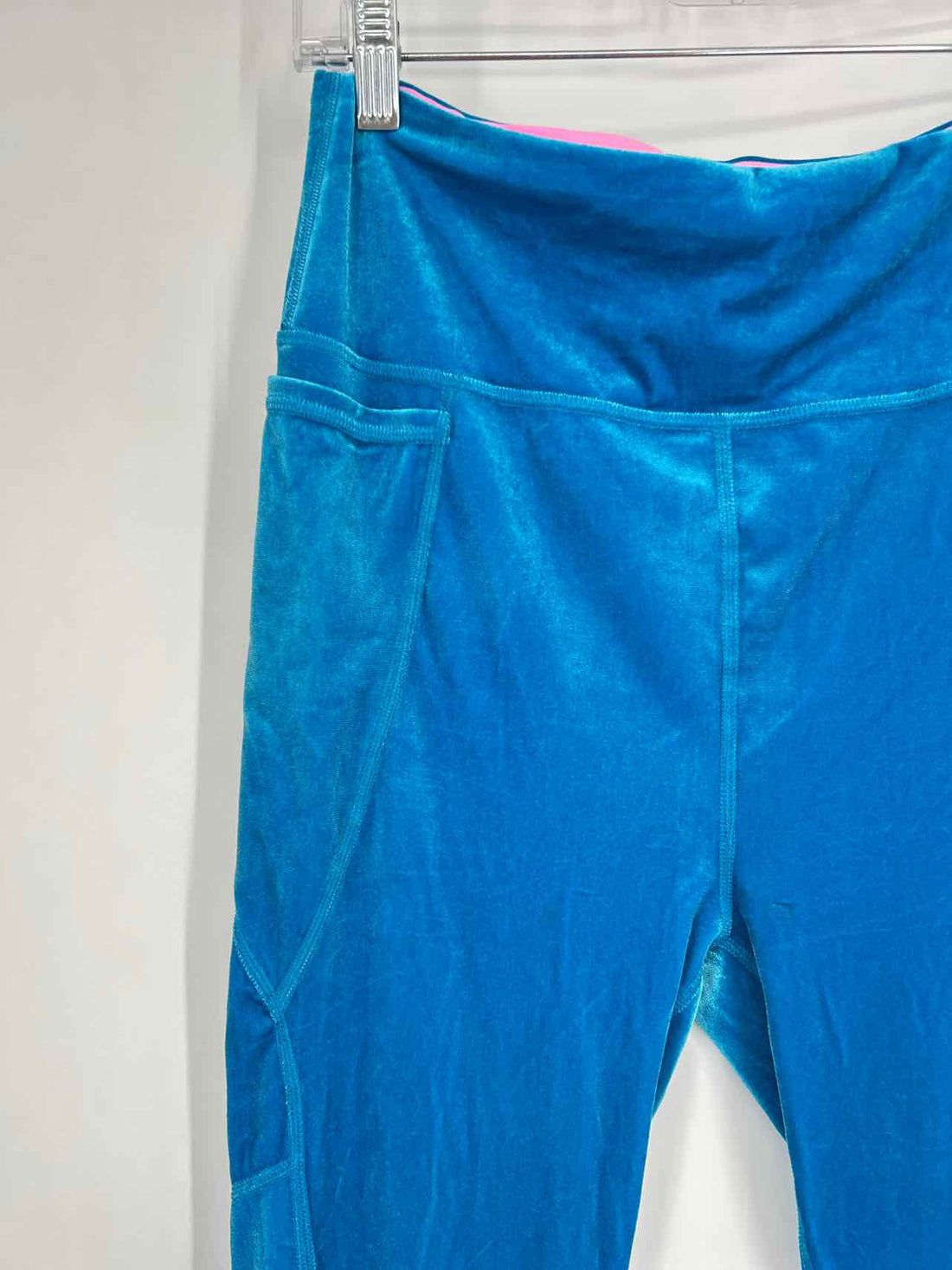 Lilly Pulitzer Luxletic Size M Blue Velvet Lilly Pulitzer Luxletic Leggings