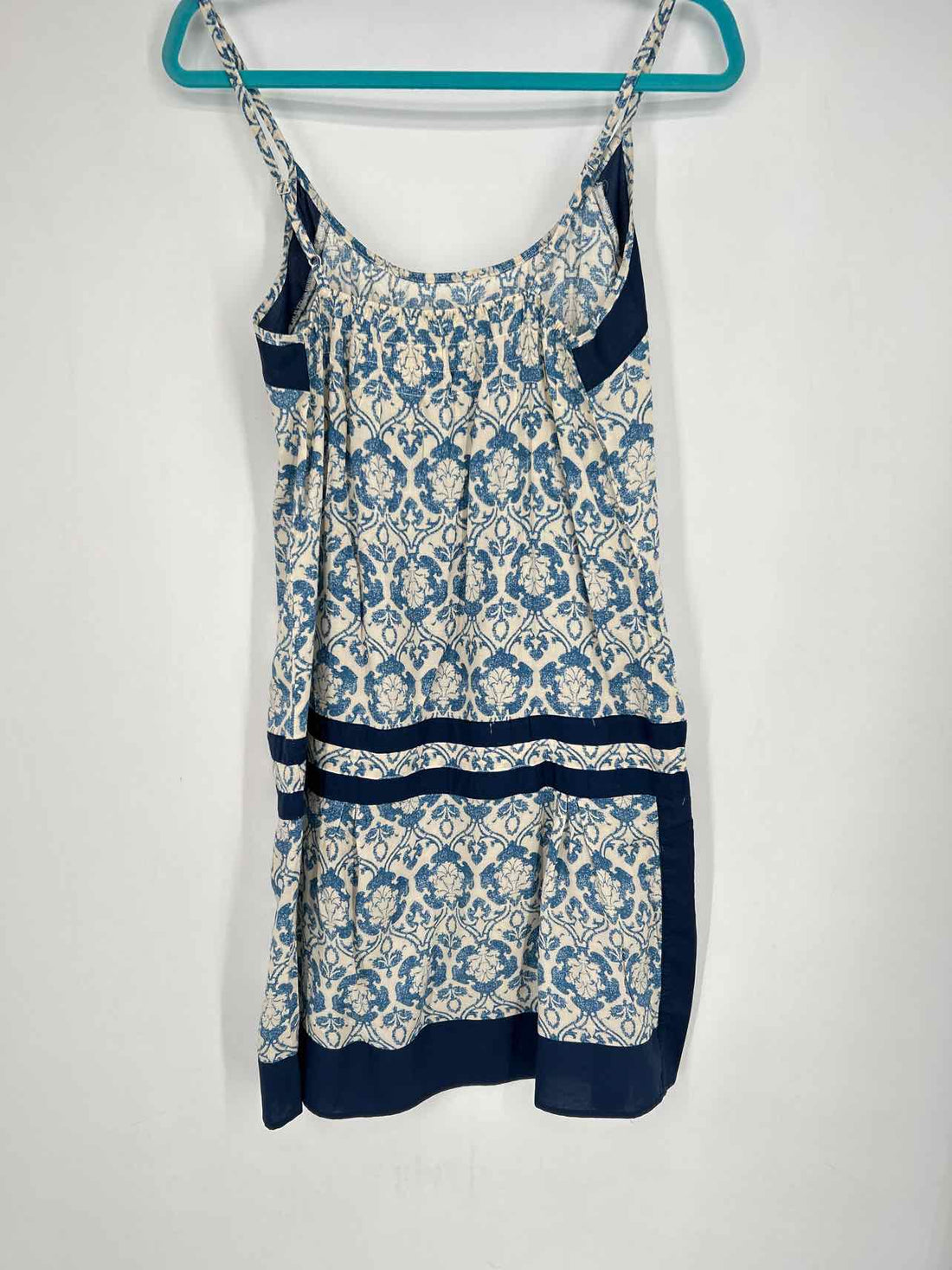 Main's Size M White & Blue Print Coverup