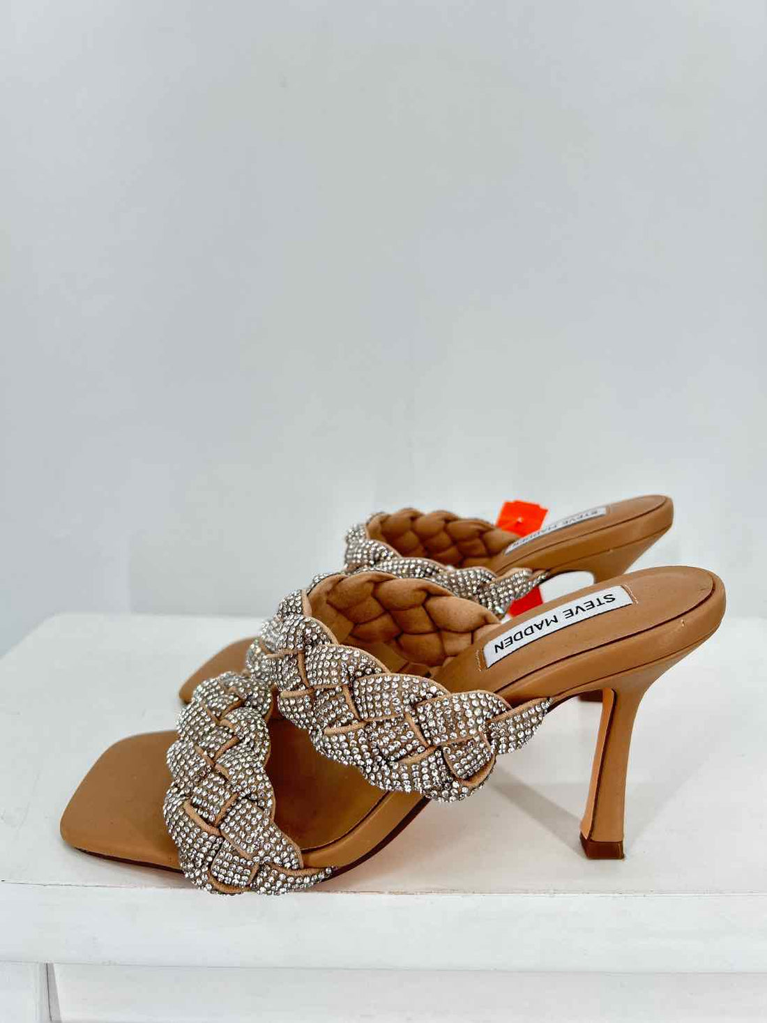 Steve Madden Women Size 7.5 Nude Sparkle Heels