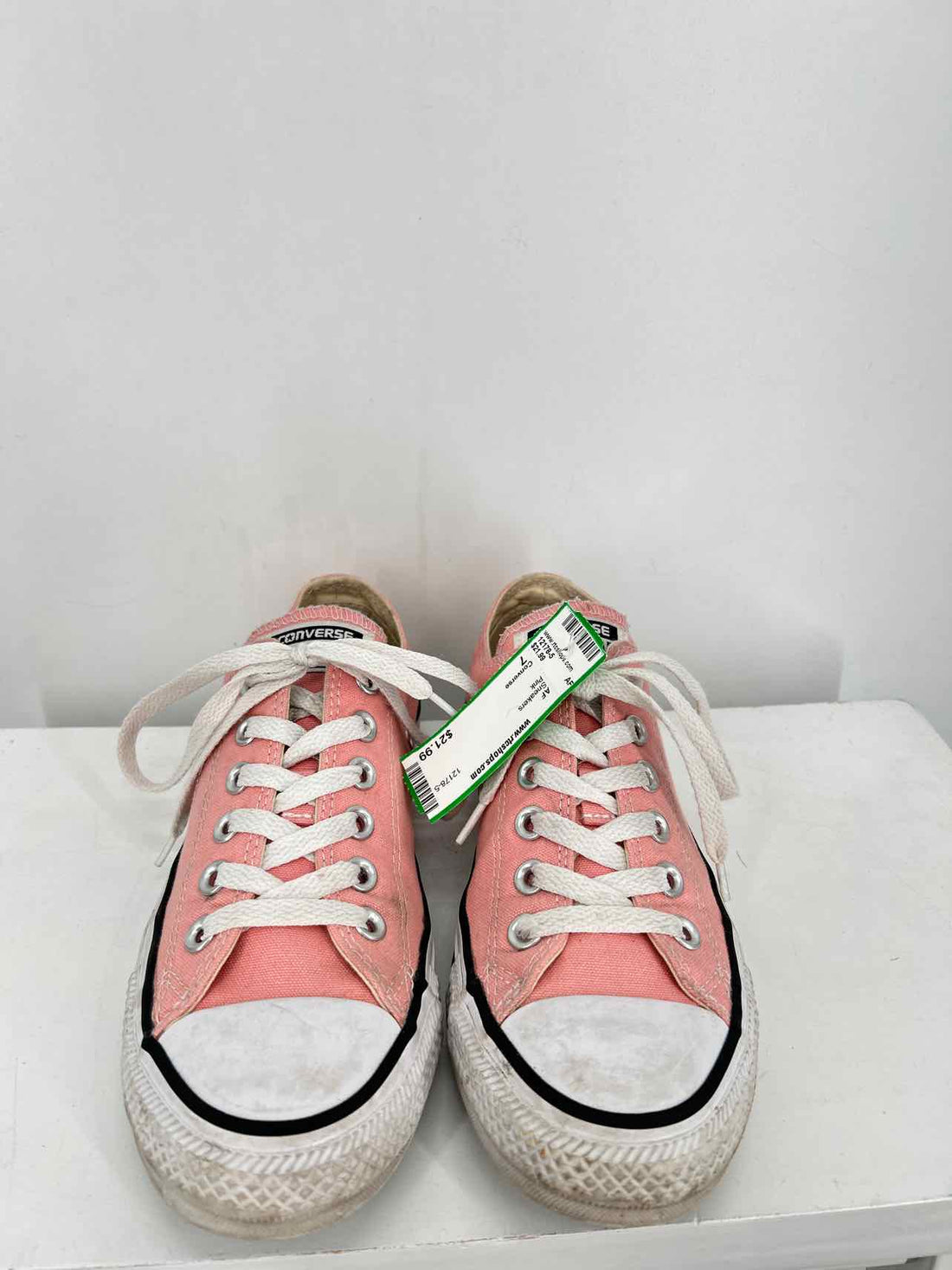 Converse Women Size 7 Pink Sneakers