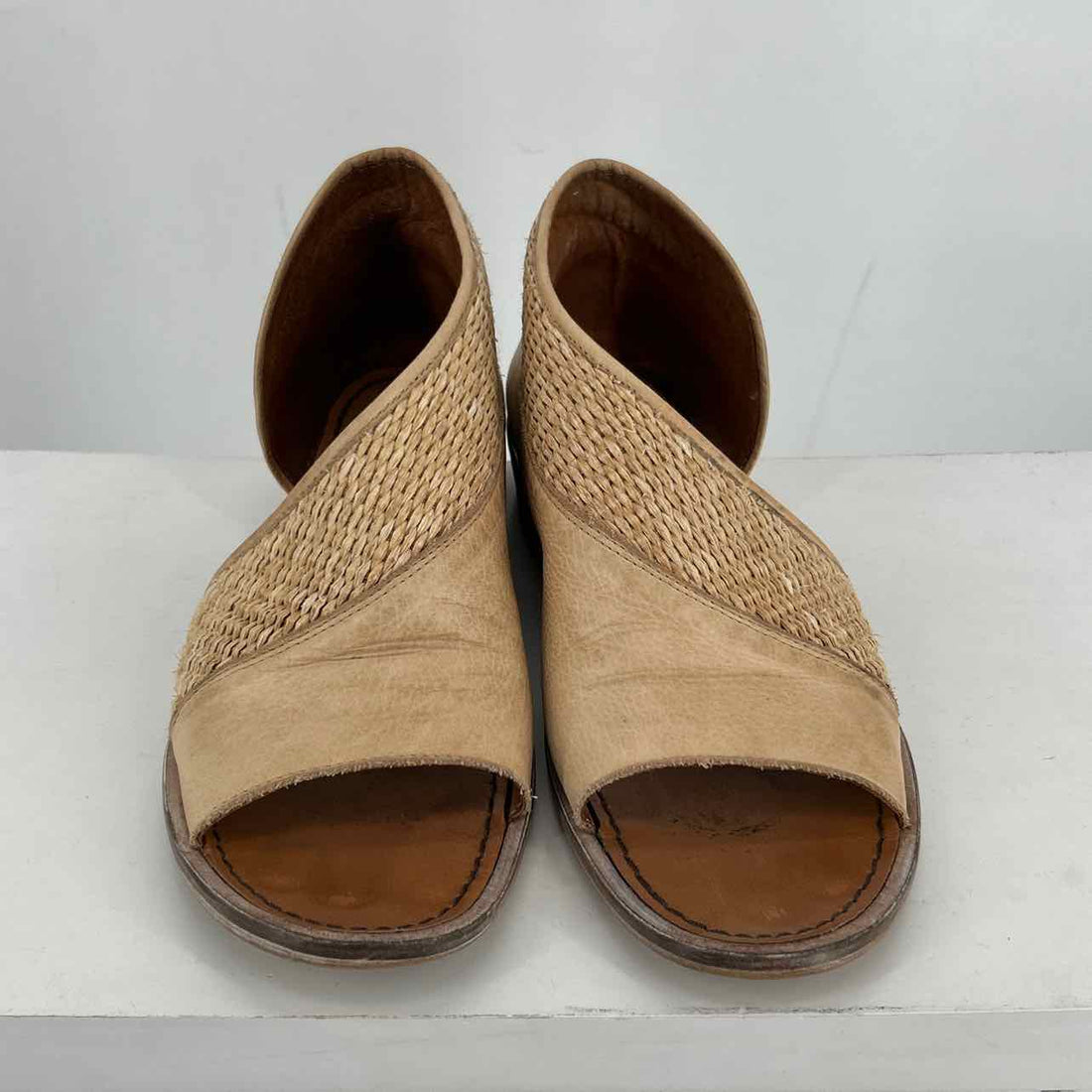 Free People Women Size 37 (6.5-7) Cognac Sandals