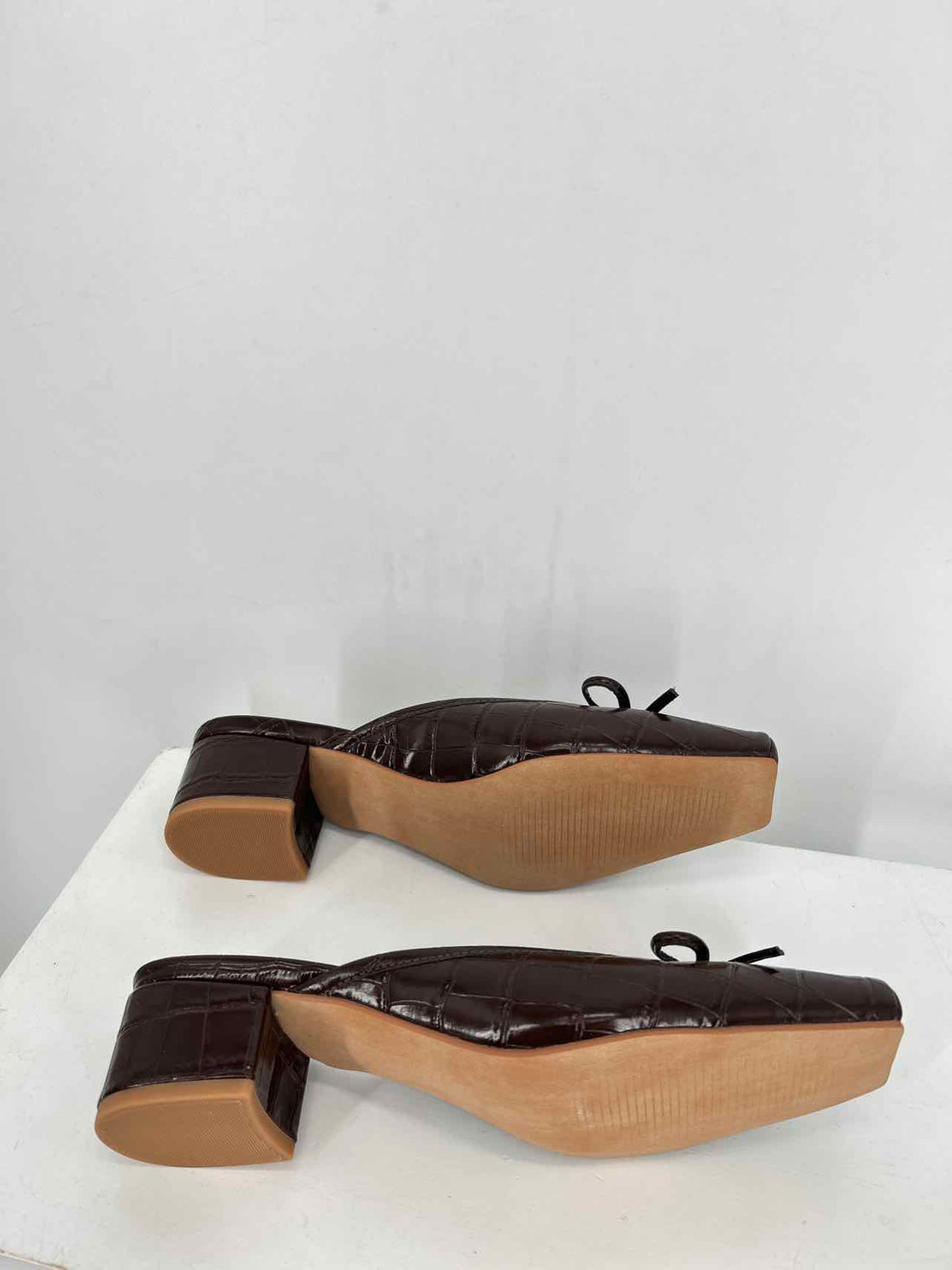 Coconuts By Matisse Women Size 7.5 Dark Brown Like New Mules