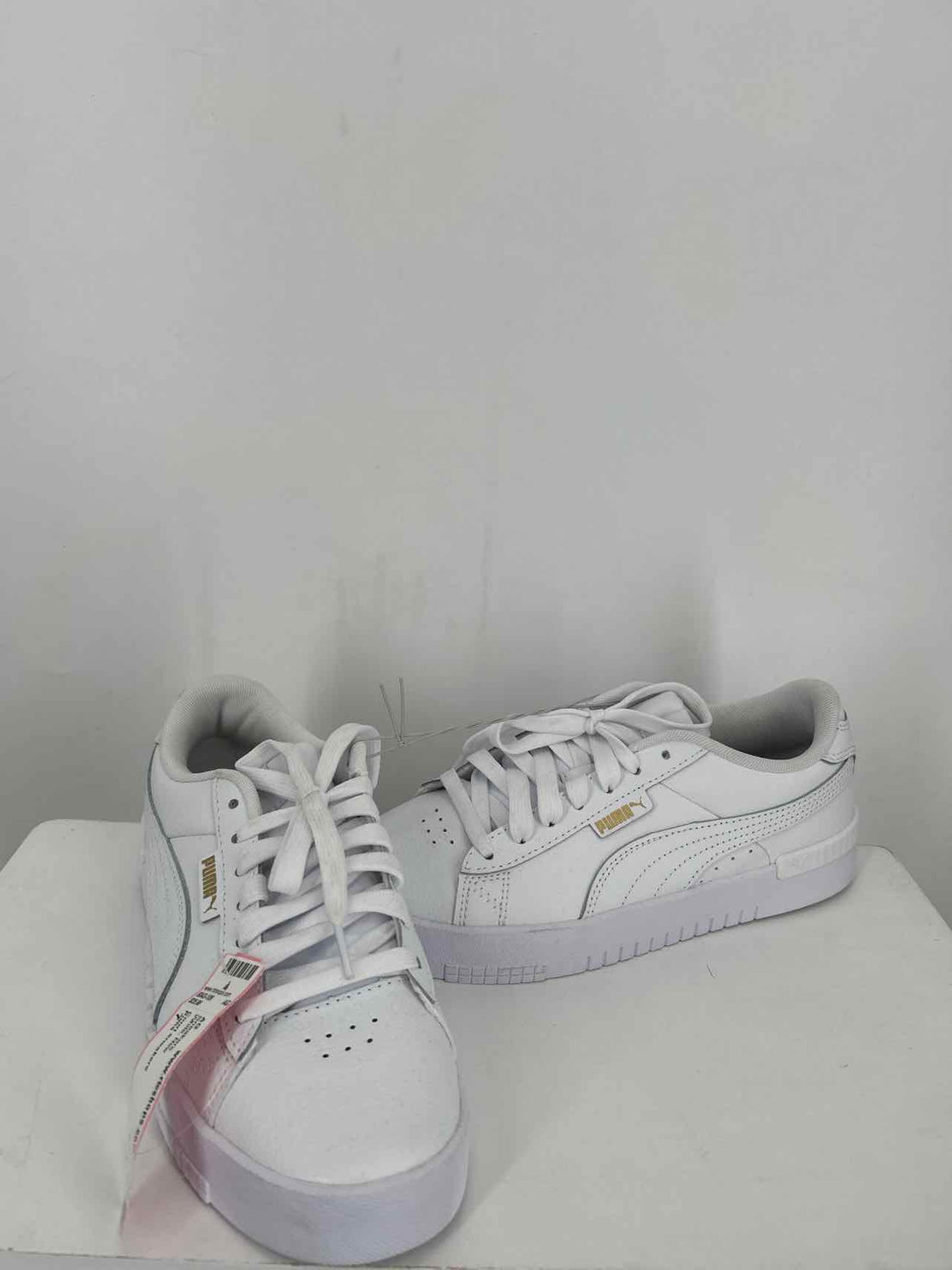 Puma Women Size 7 White New Sneakers
