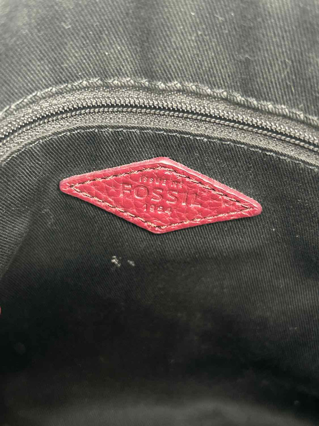 Fossil Maroon Pebbled Leather Crossbody