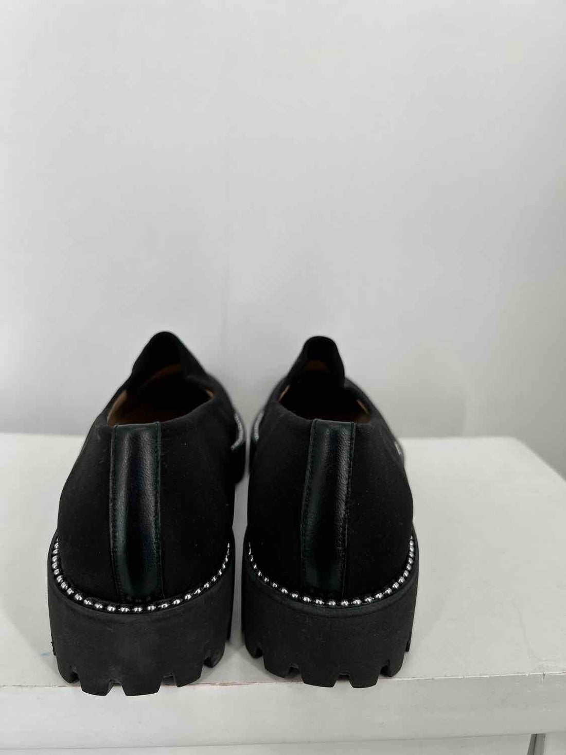 Jon Josef Women Size 39.5(8.5) Black Loafers