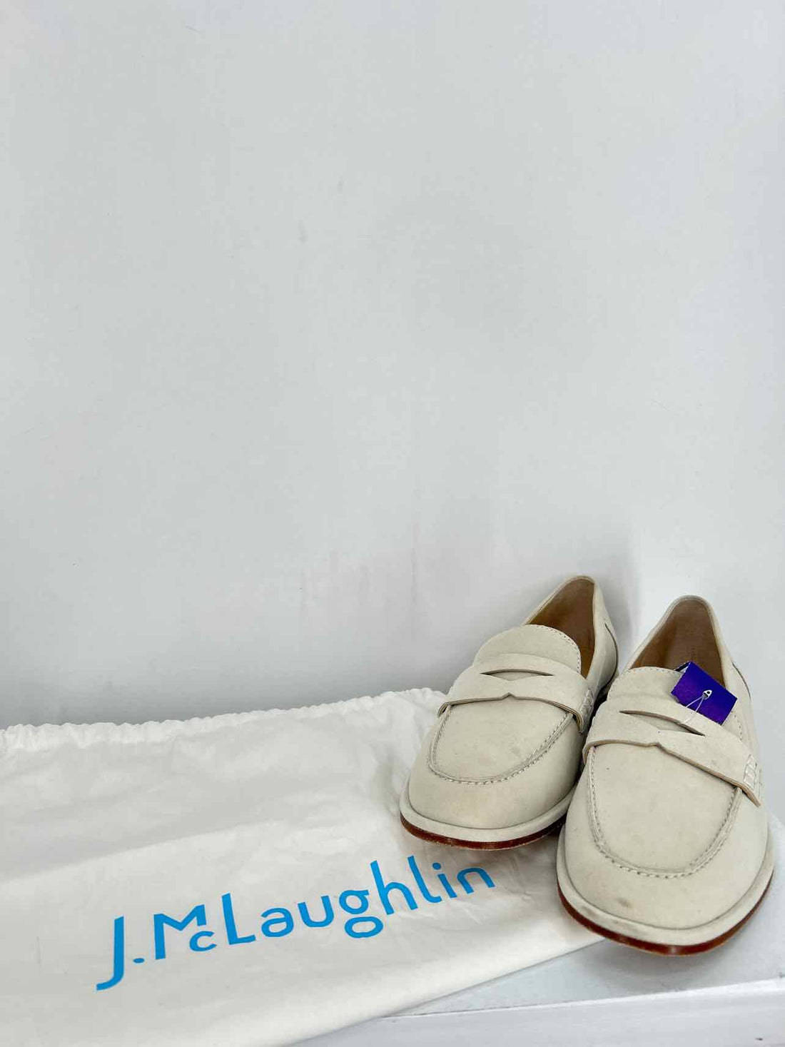 J McLaughlin Women Size 7.5 Cream Loafers